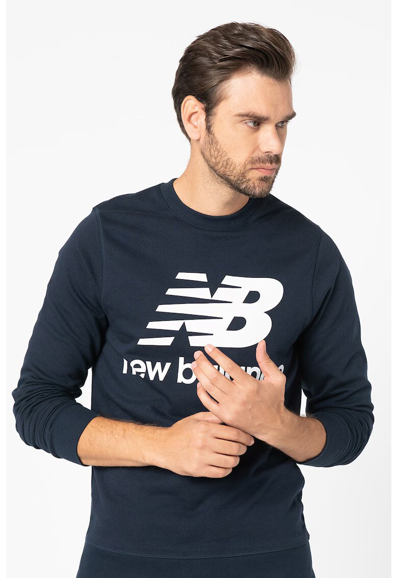 New Balance Суитшърт с лого Essentials -