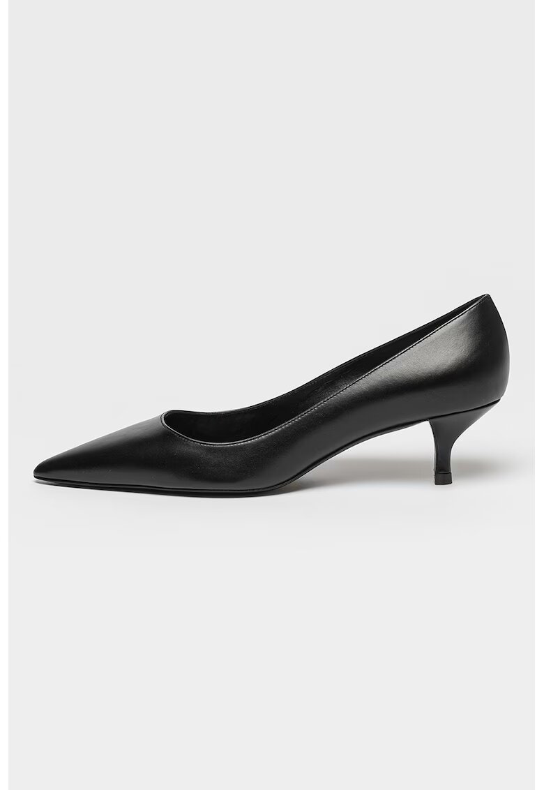 STUART WEITZMAN Кожени обувки с котешки ток