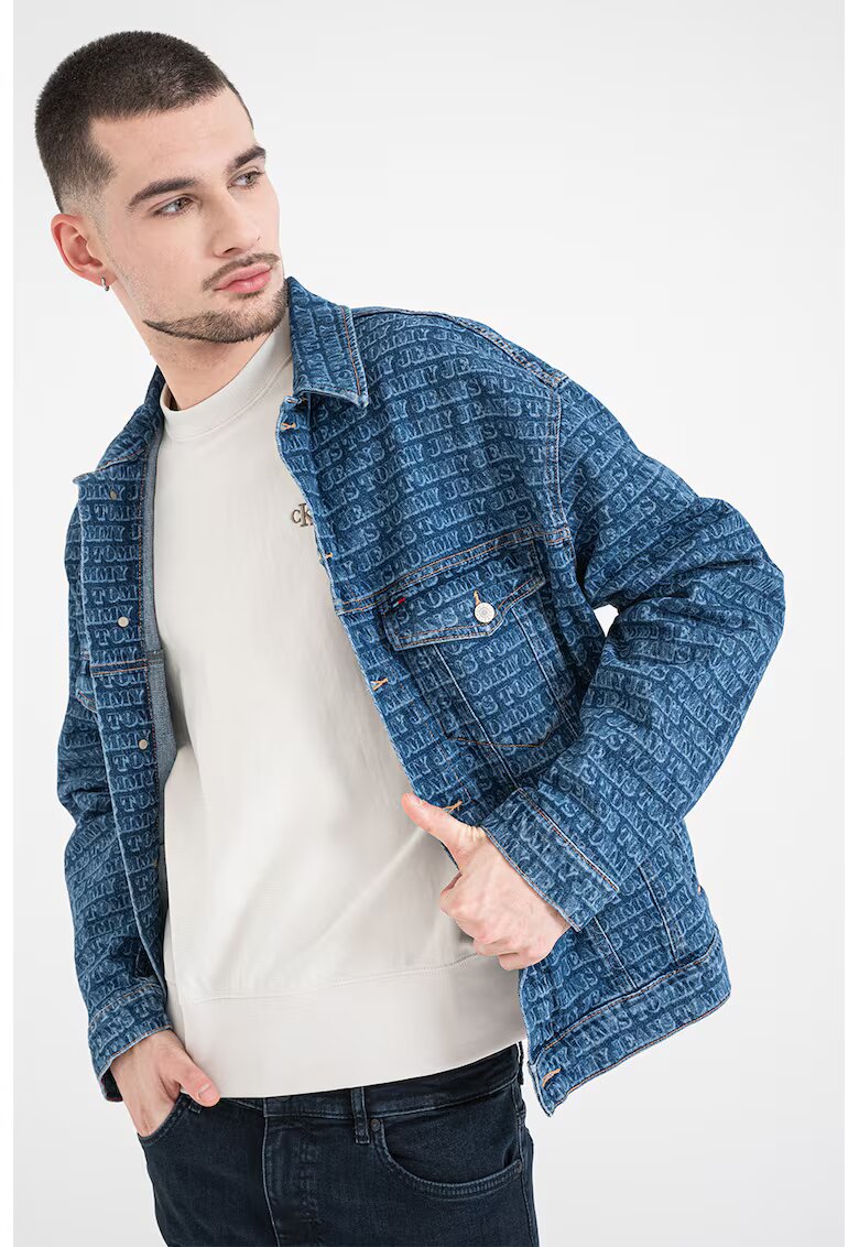 Tommy Jeans Яке от деним с принт