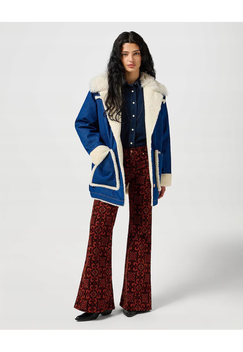 Wrangler Дамско яке - Wrange Coat - Regular Fit - Класически дизайн - Дълги ръкави - 2 джоба - С копчета - Памук - Синьо