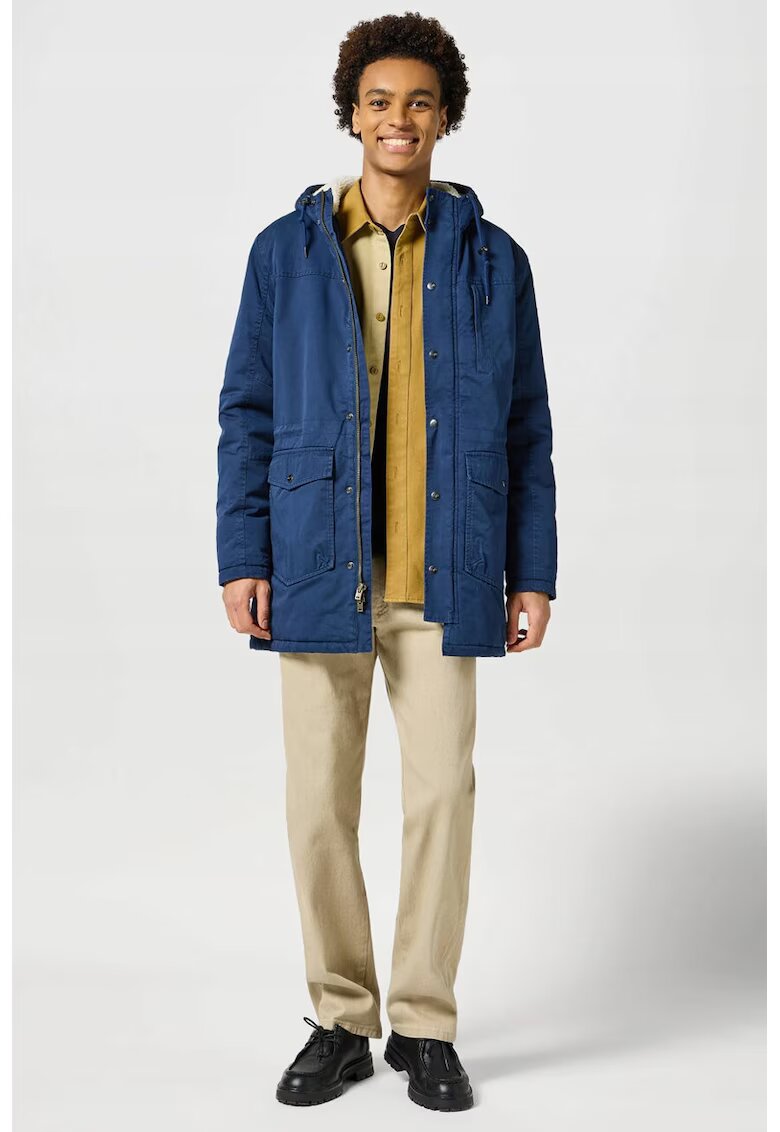 Wrangler Мъжко яке - Heavy Puffer - Standard Fit - Класически дизайн - dwqfДълги ръкави - 2 джоба - С цип - Памук - Синьо
