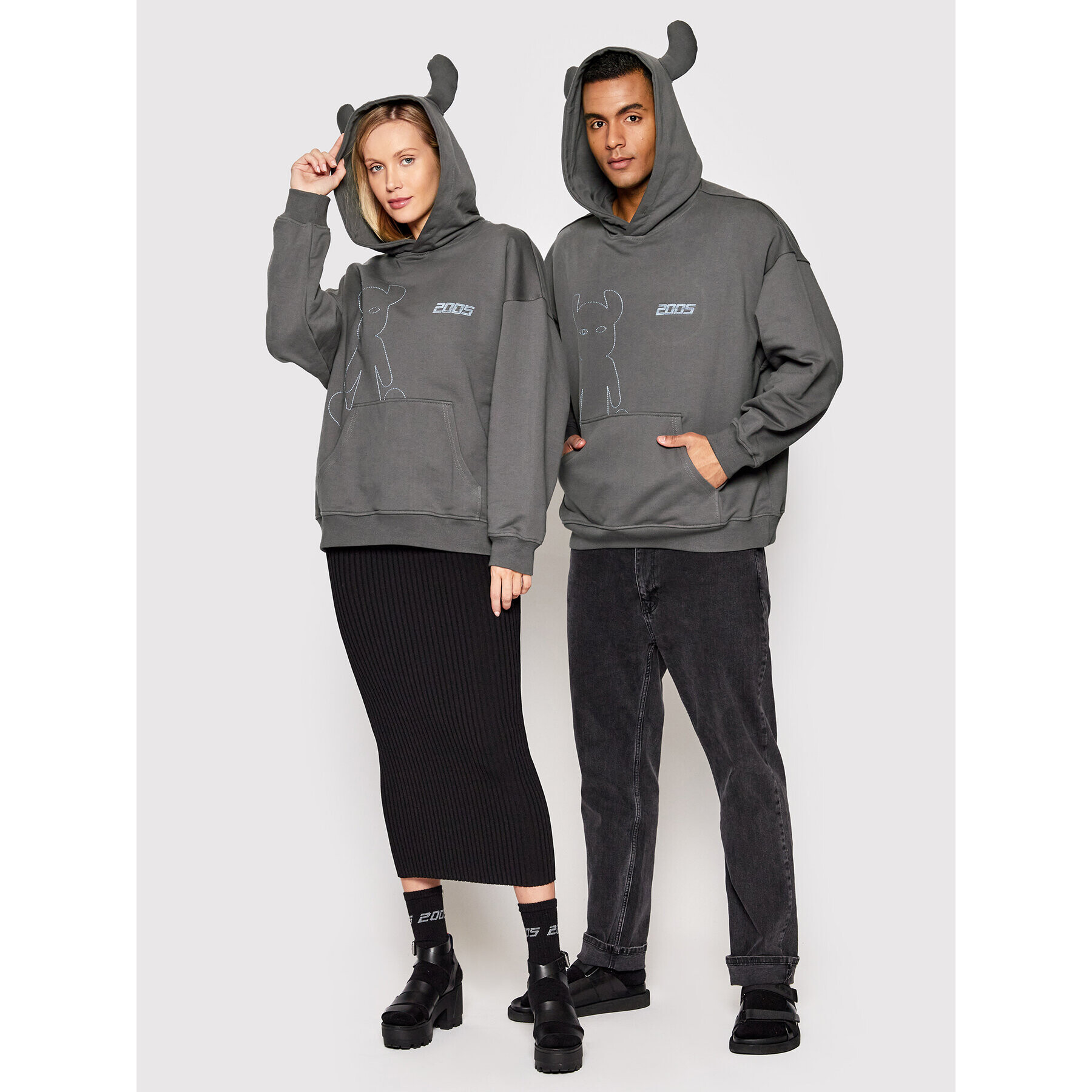 2005 Суитшърт Unisex Horned Сив Regular Fit - Pepit.bg