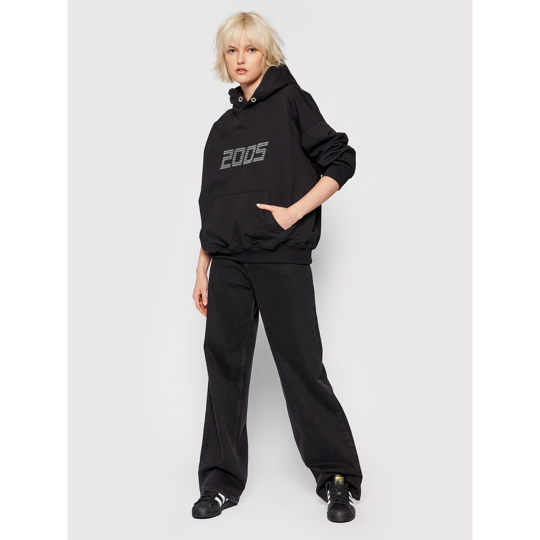 2005 Суитшърт Unisex Signature Черен Regular Fit - Pepit.bg