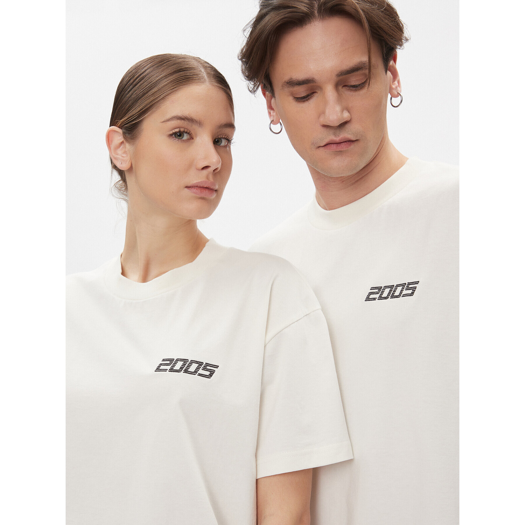 2005 Тишърт Unisex Basic Tee Екрю Relaxed Fit - Pepit.bg