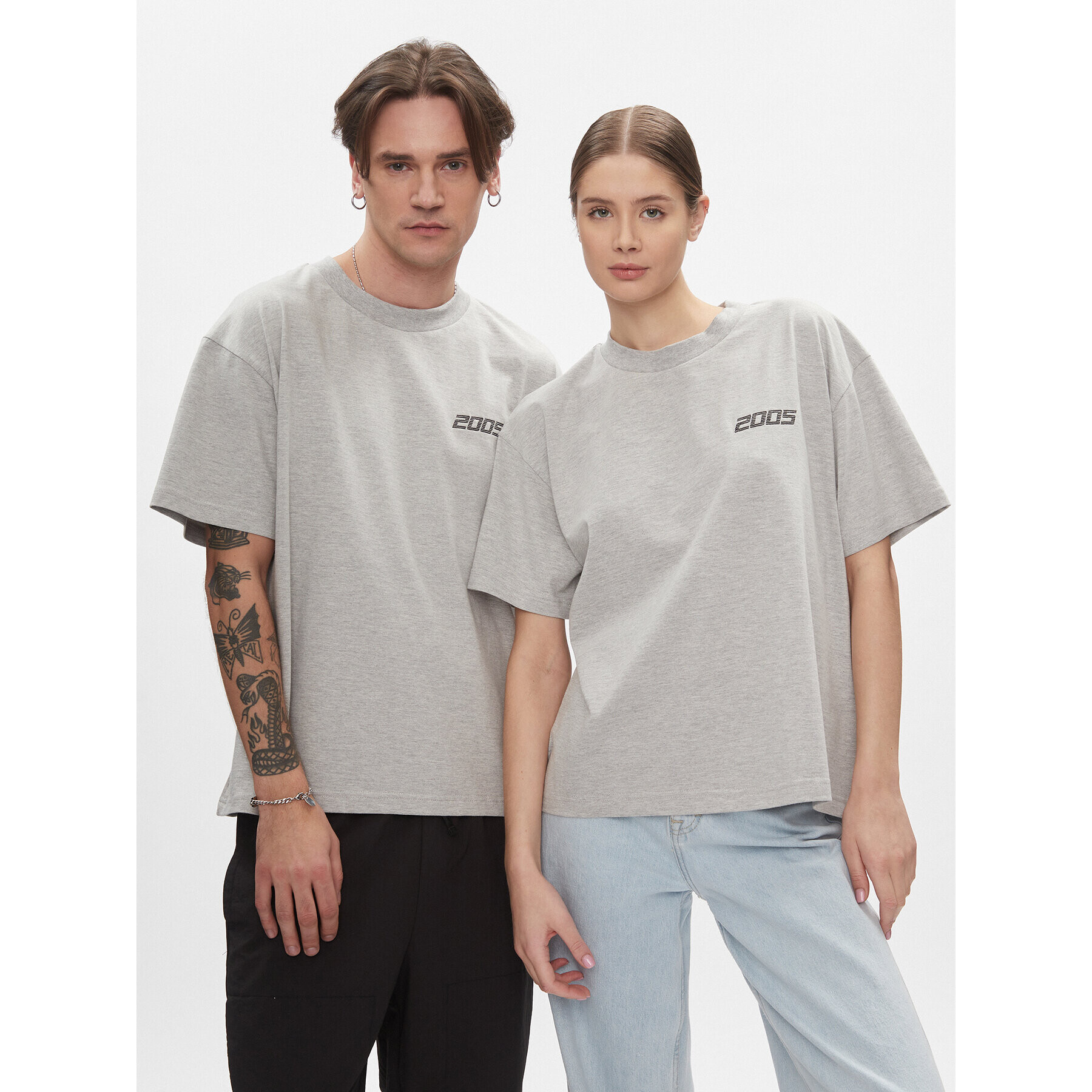 2005 Тишърт Unisex Basic Tee Сив Relaxed Fit - Pepit.bg
