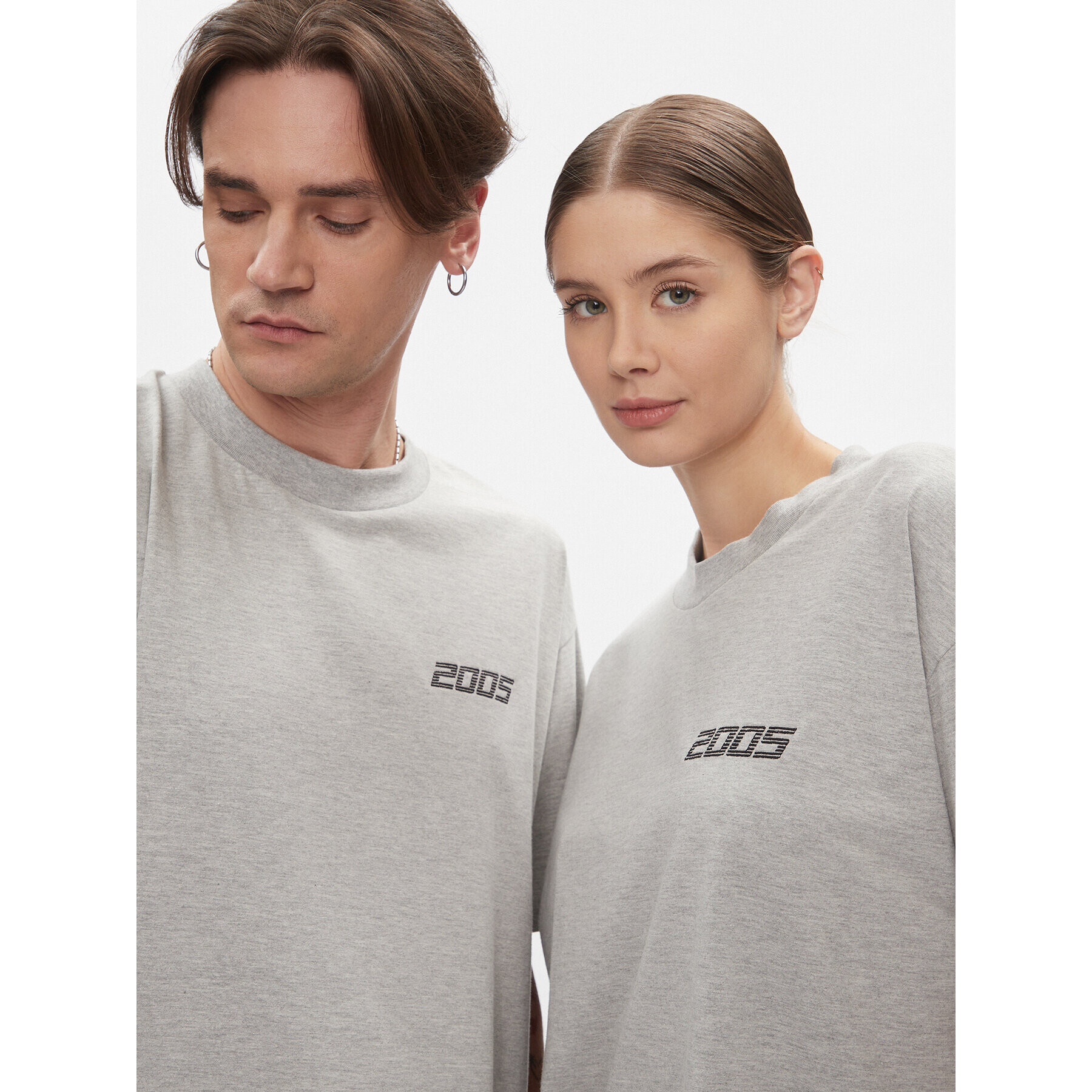 2005 Тишърт Unisex Basic Tee Сив Relaxed Fit - Pepit.bg