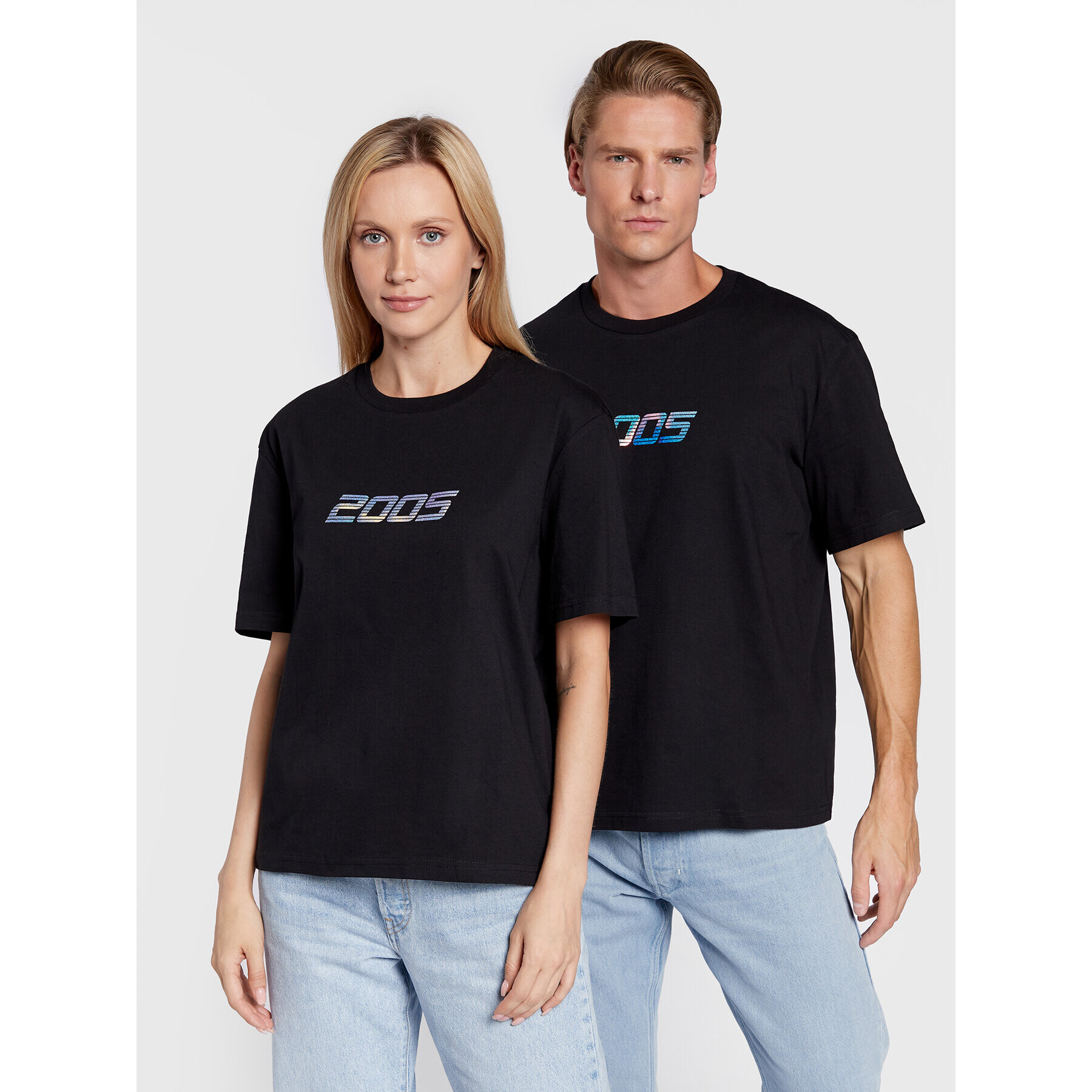 2005 Тишърт Unisex Holo Черен Relaxed Fit - Pepit.bg