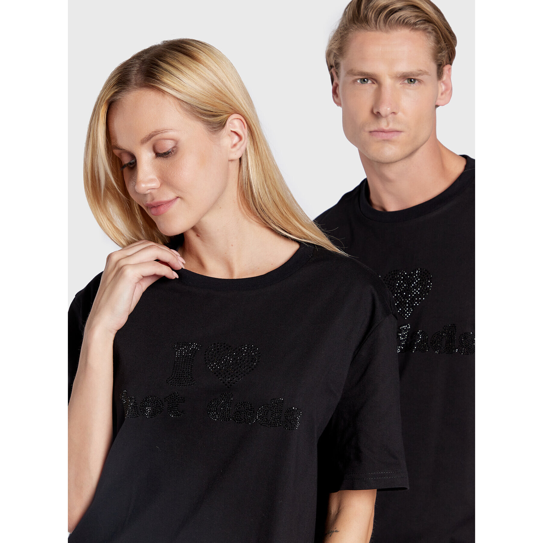 2005 Тишърт Unisex Hot Dads Черен Regular Fit - Pepit.bg