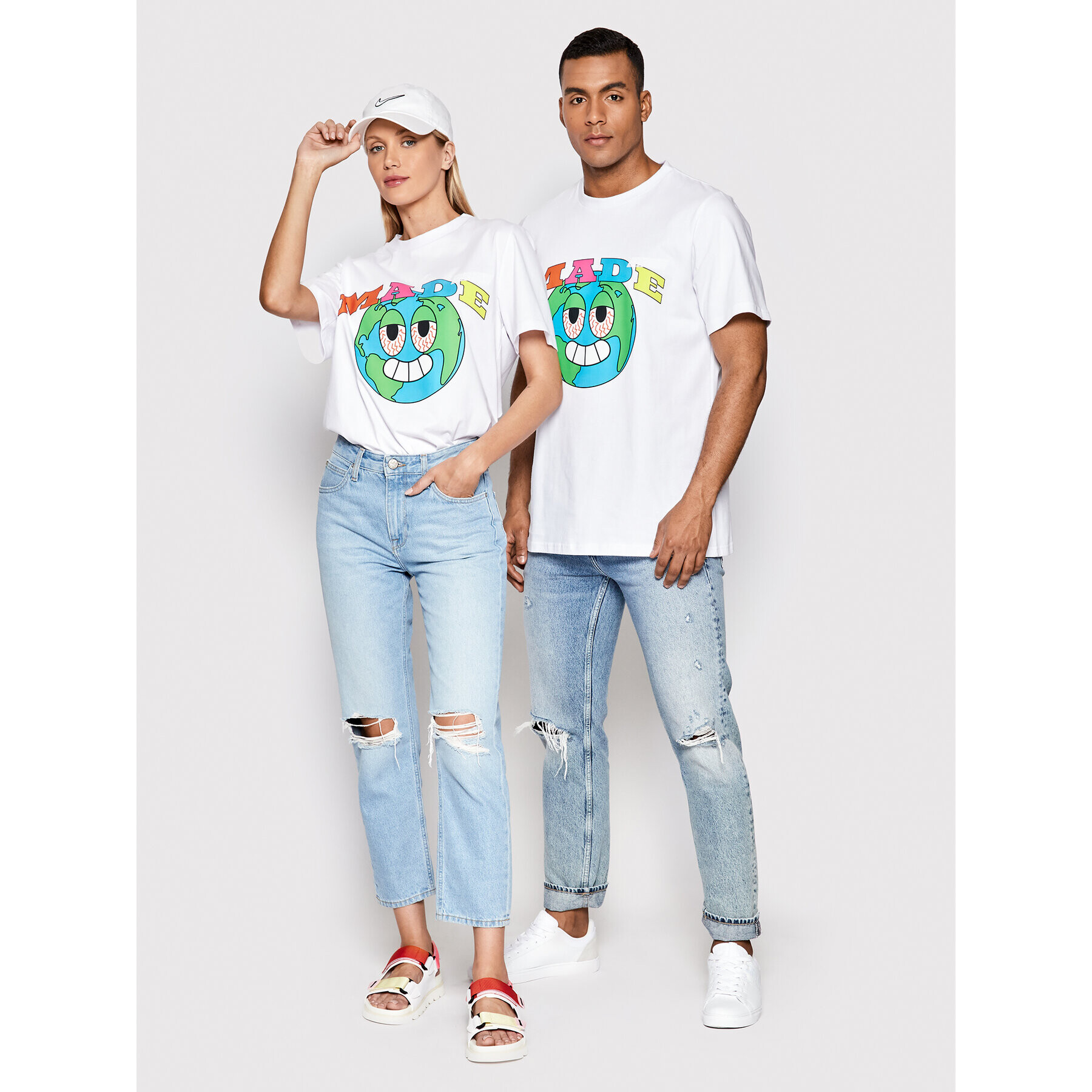 2005 Тишърт Unisex Made Бял Regular Fit - Pepit.bg