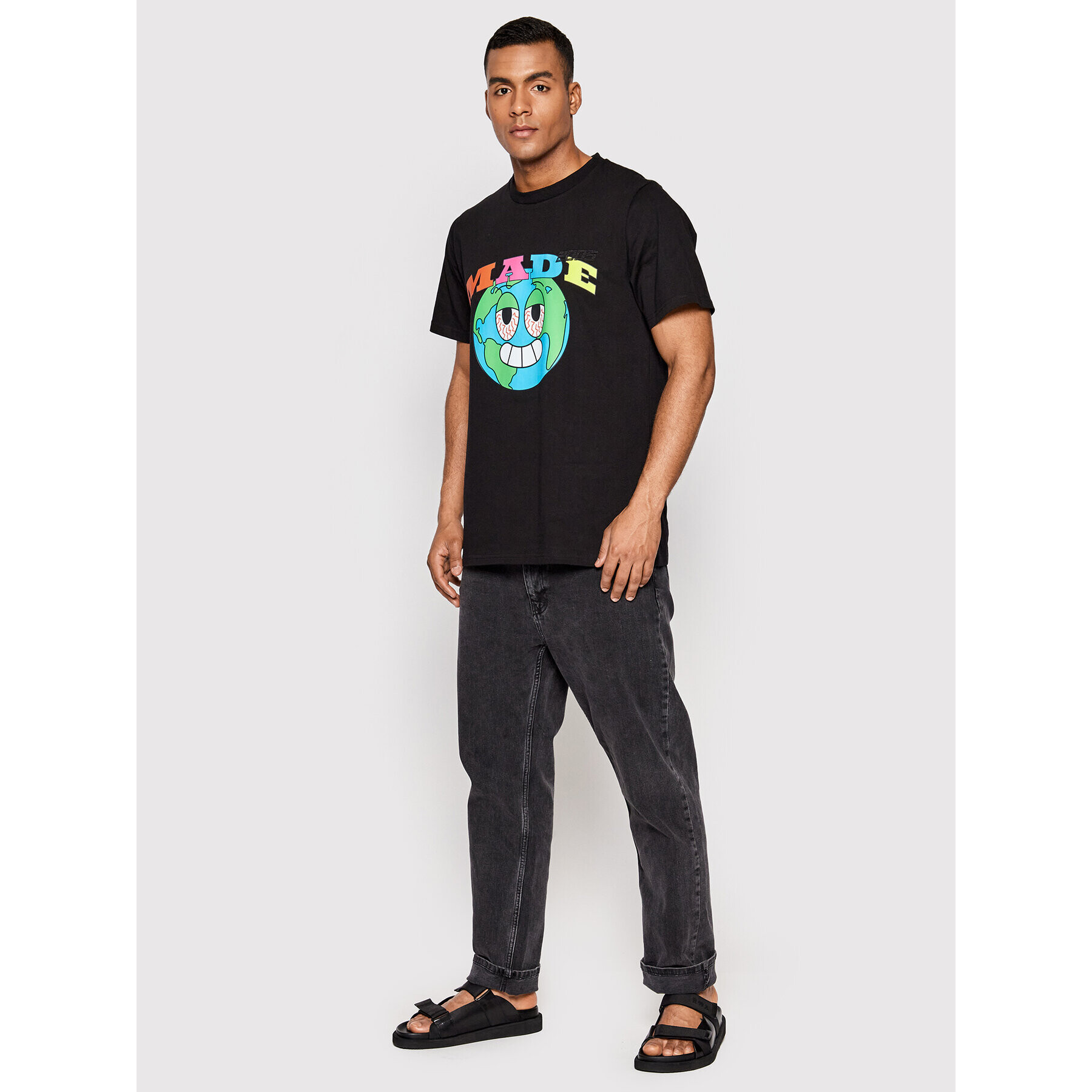 2005 Тишърт Unisex Made Черен Regular Fit - Pepit.bg