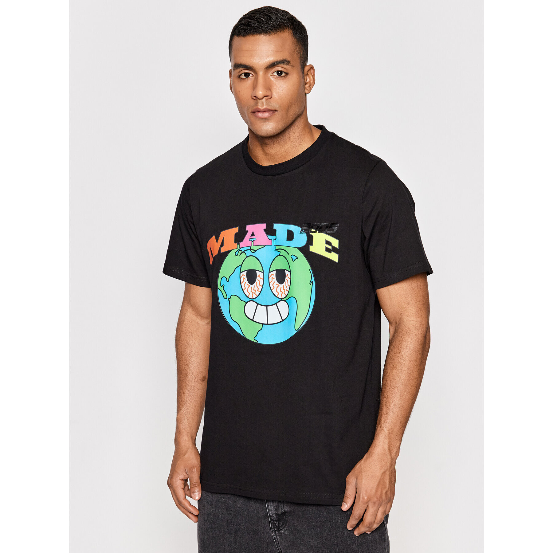 2005 Тишърт Unisex Made Черен Regular Fit - Pepit.bg