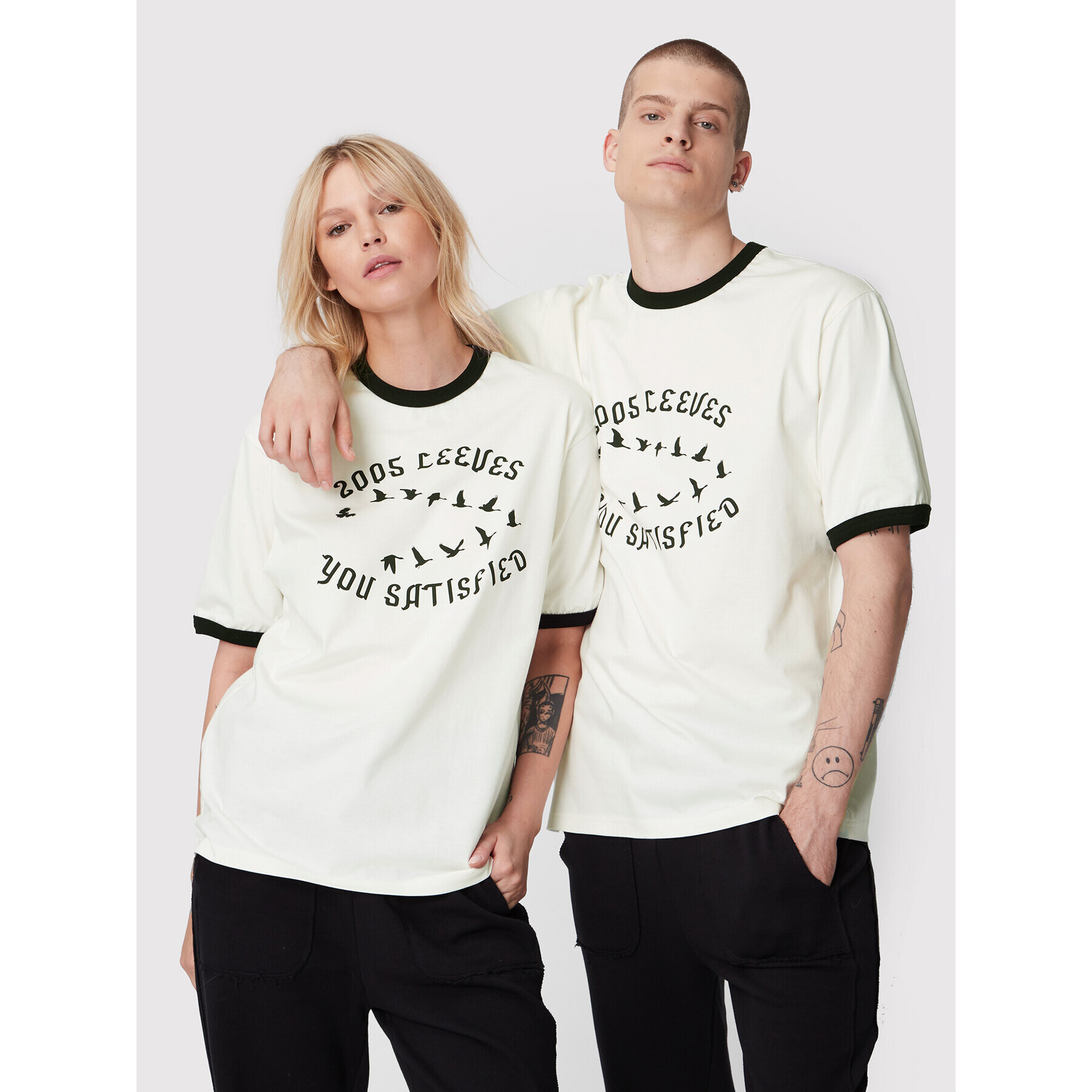 2005 Тишърт Unisex X Leeves „Satisfied” Бял Regular Fit - Pepit.bg