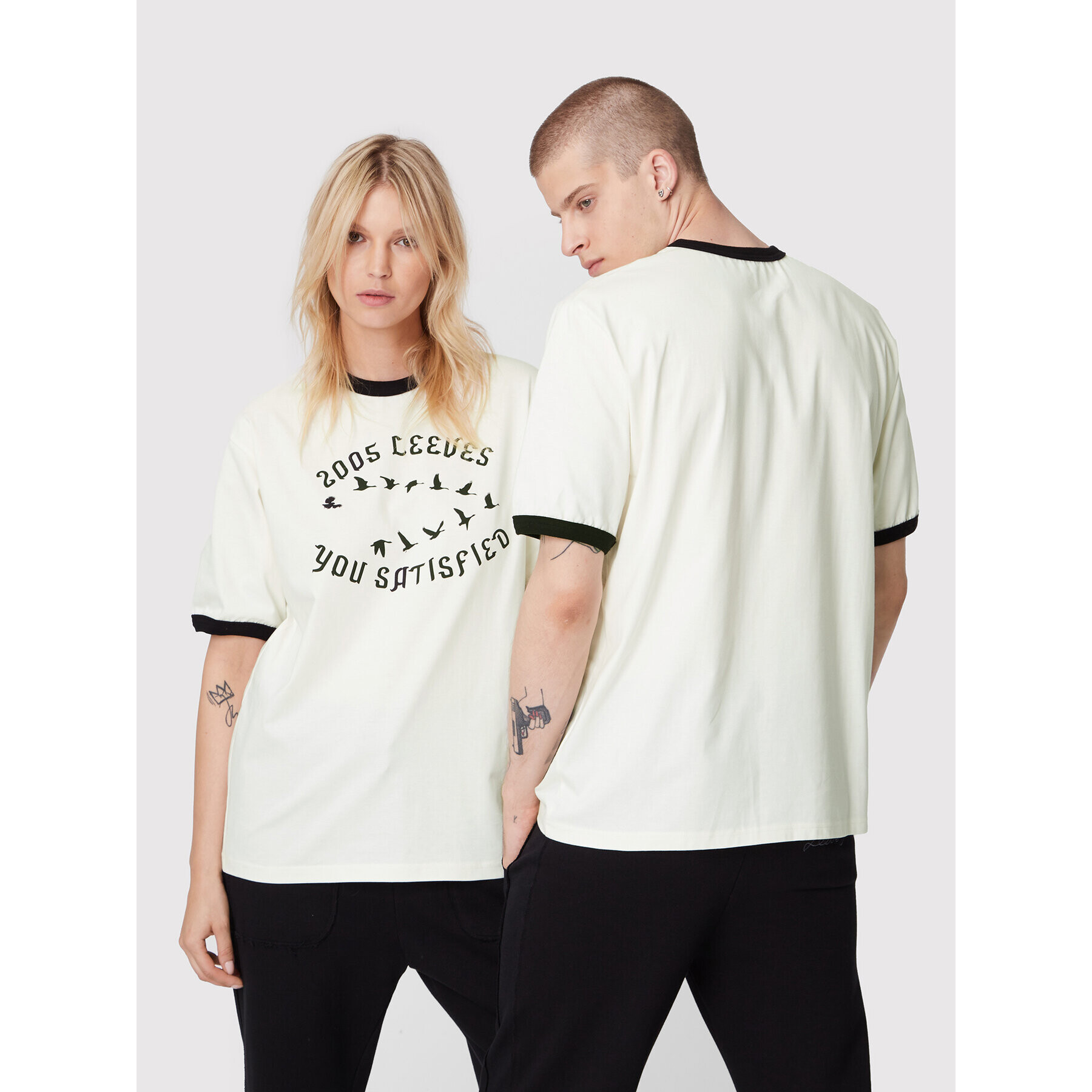 2005 Тишърт Unisex X Leeves „Satisfied” Бял Regular Fit - Pepit.bg