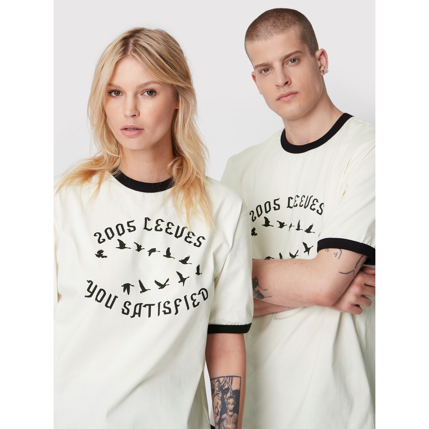 2005 Тишърт Unisex X Leeves „Satisfied” Бял Regular Fit - Pepit.bg