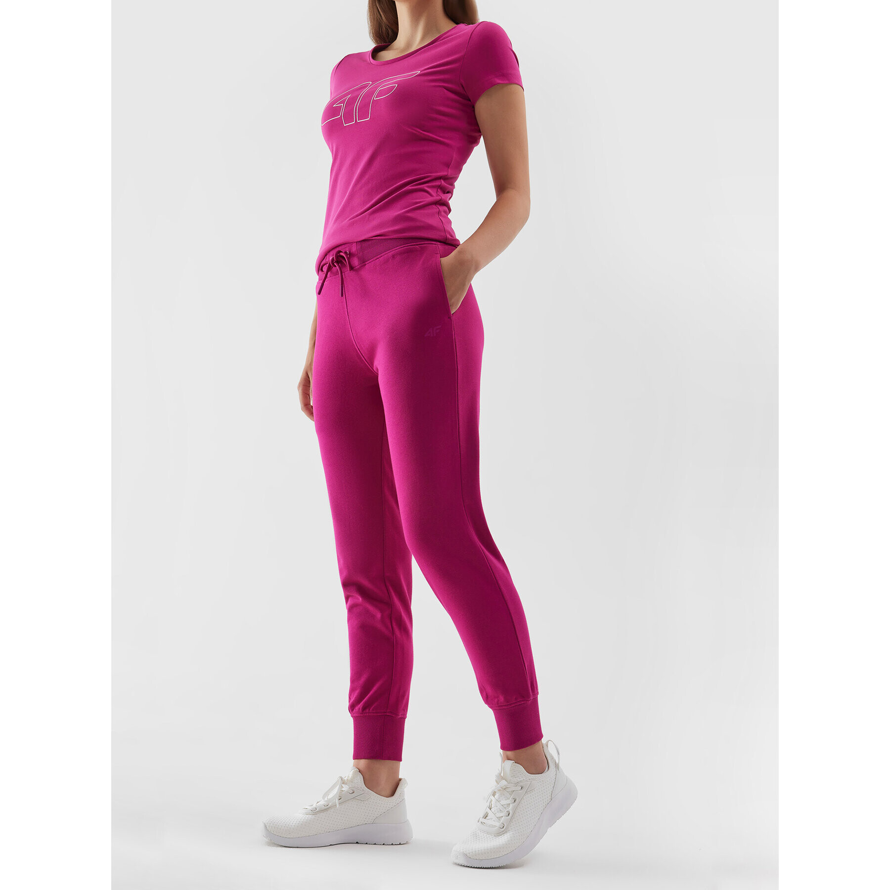 4F Долнище анцуг AW23TTROF474 Розов Regular Fit - Pepit.bg