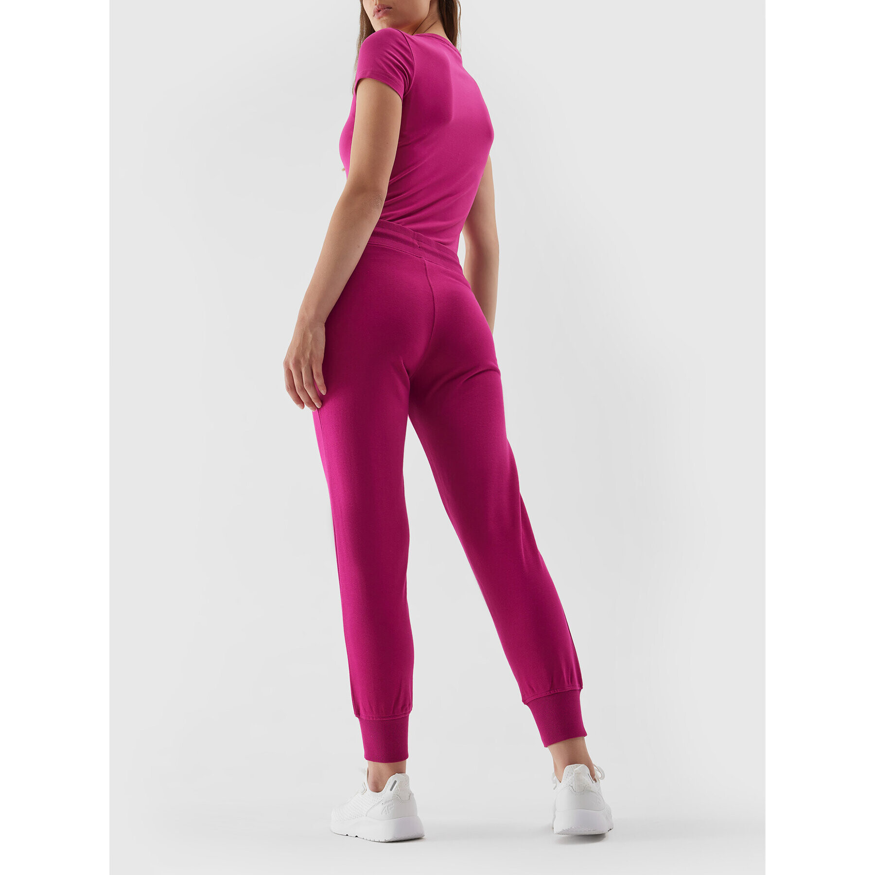 4F Долнище анцуг AW23TTROF474 Розов Regular Fit - Pepit.bg