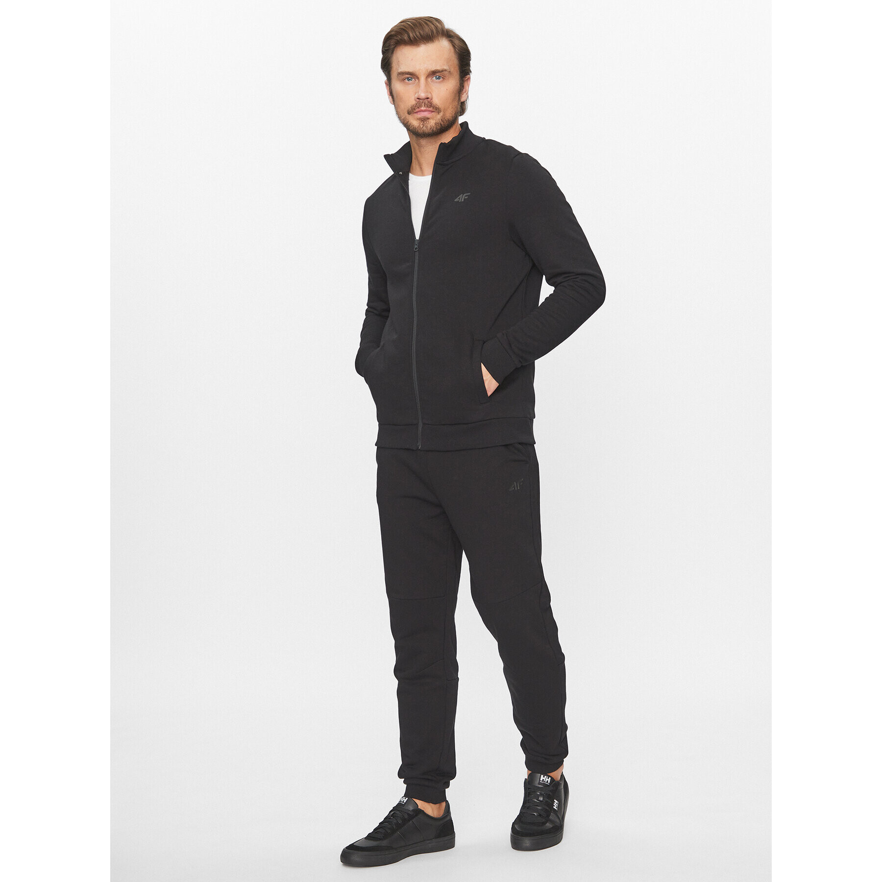 4F Долнище анцуг AW23TTROM447 Черен Regular Fit - Pepit.bg