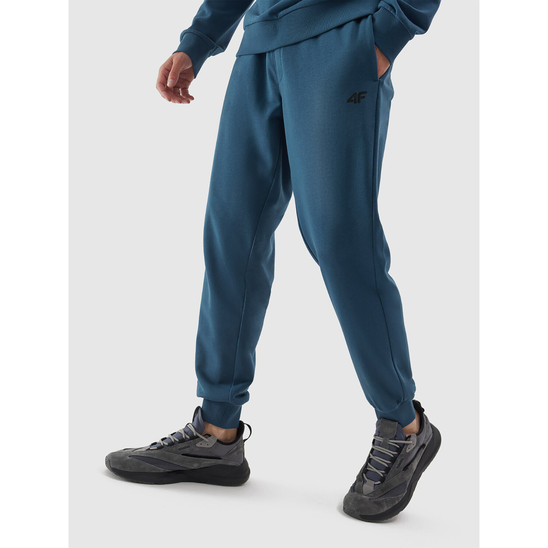 4F Долнище анцуг AW23TTROM451 Син Regular Fit - Pepit.bg