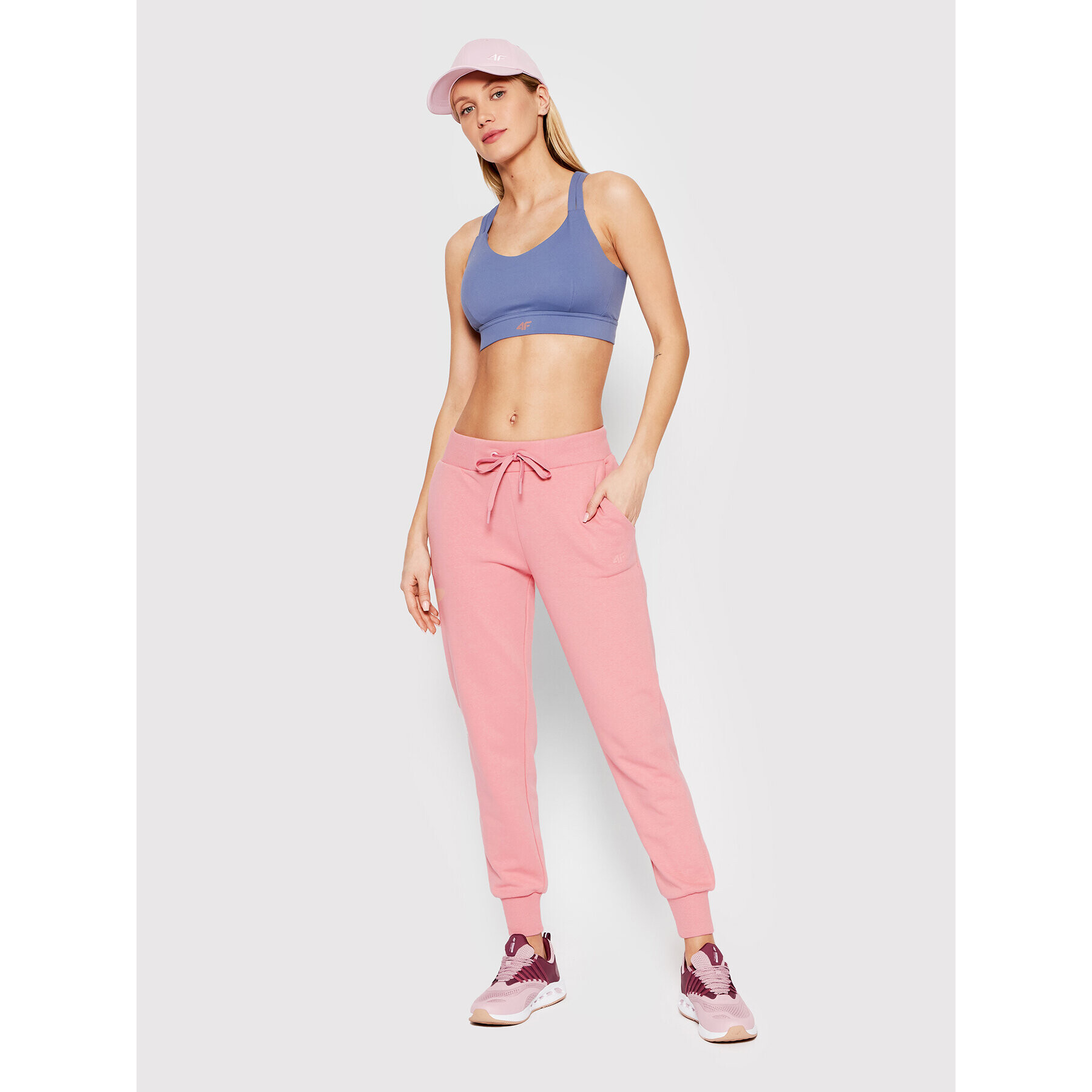 4F Долнище анцуг H4L22-SPDD350 Розов Regular Fit - Pepit.bg