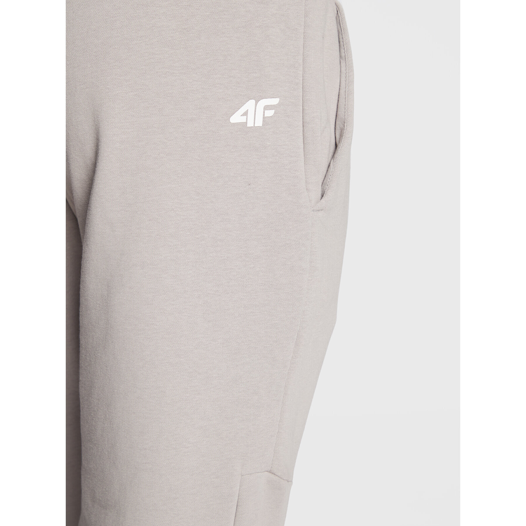 4F Долнище анцуг H4Z22-SPMD013 Сив Slim Fit - Pepit.bg
