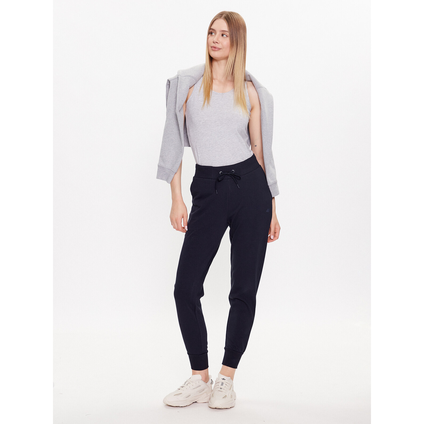 4F Долнище анцуг SS23TTROF229 Тъмносин Regular Fit - Pepit.bg