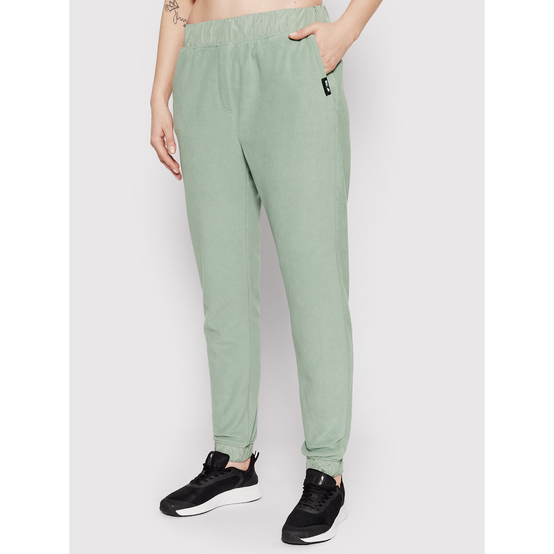 4F Долнище анцуг H4Z21-SPDD010 Зелен Regular Fit - Pepit.bg