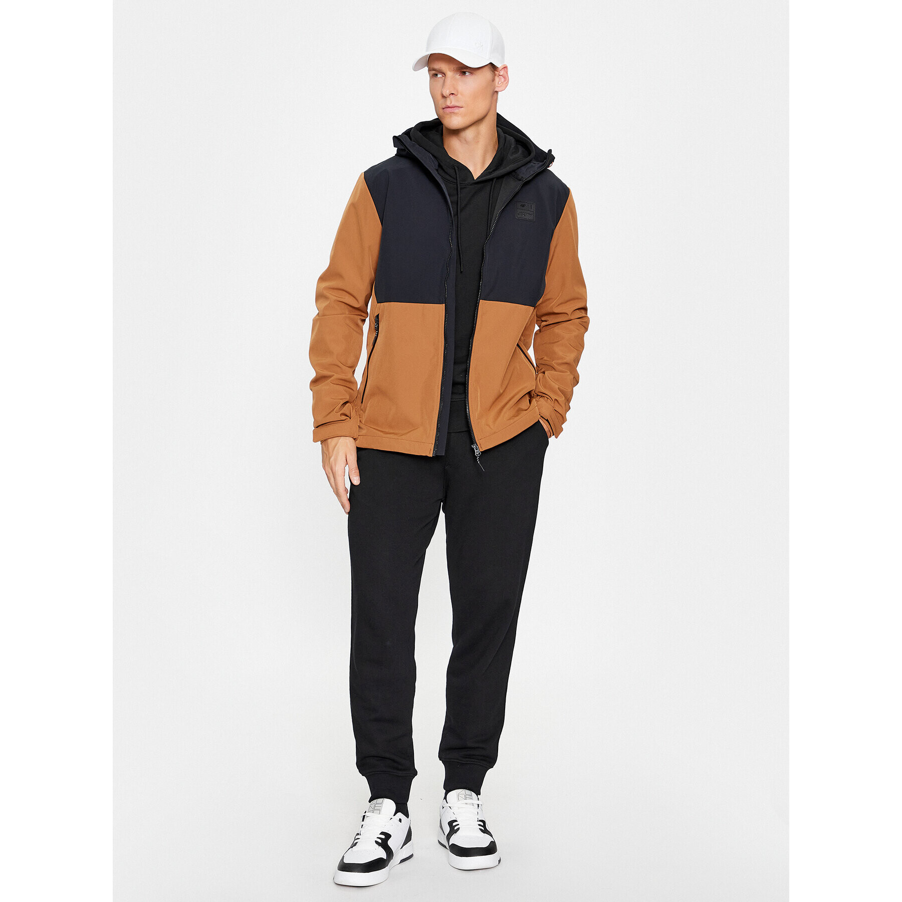 4F Яке softshell AW23TSOFM155 Кафяв Regular Fit - Pepit.bg