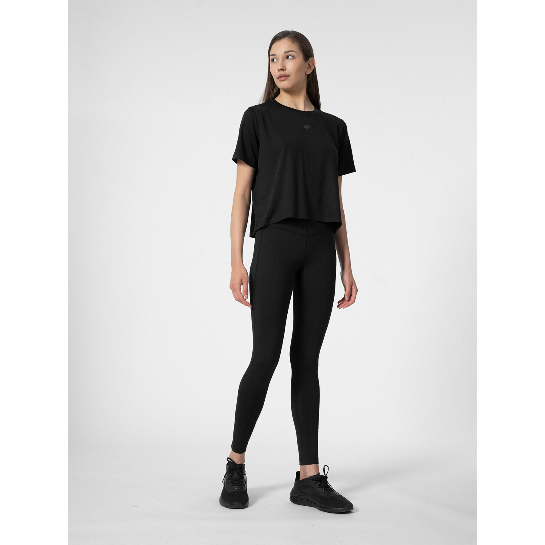 4F Клин SS23TFTIF051 Черен Slim Fit - Pepit.bg