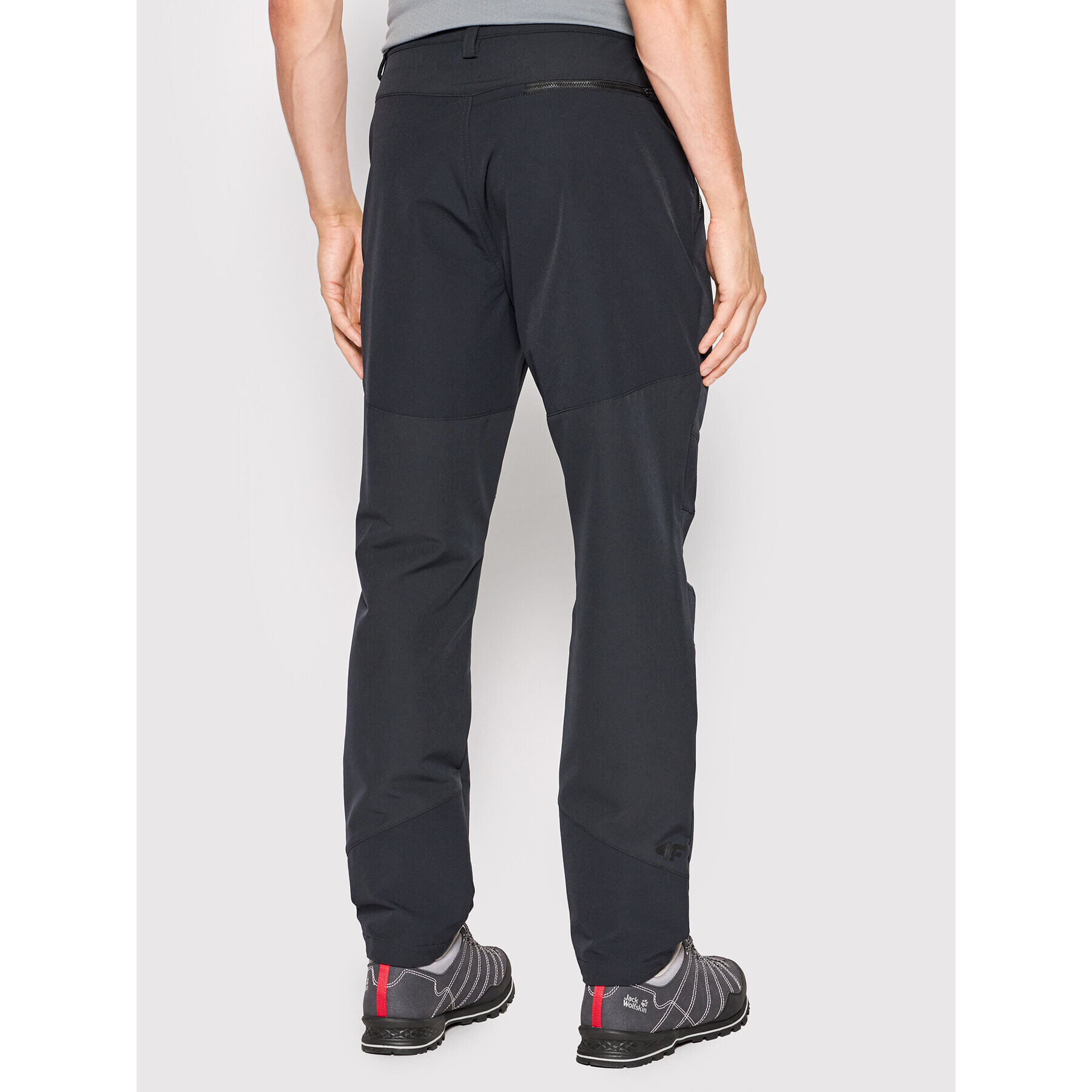 4F Outdoor панталони H4L22-SPMTR062 Черен Regular Fit - Pepit.bg