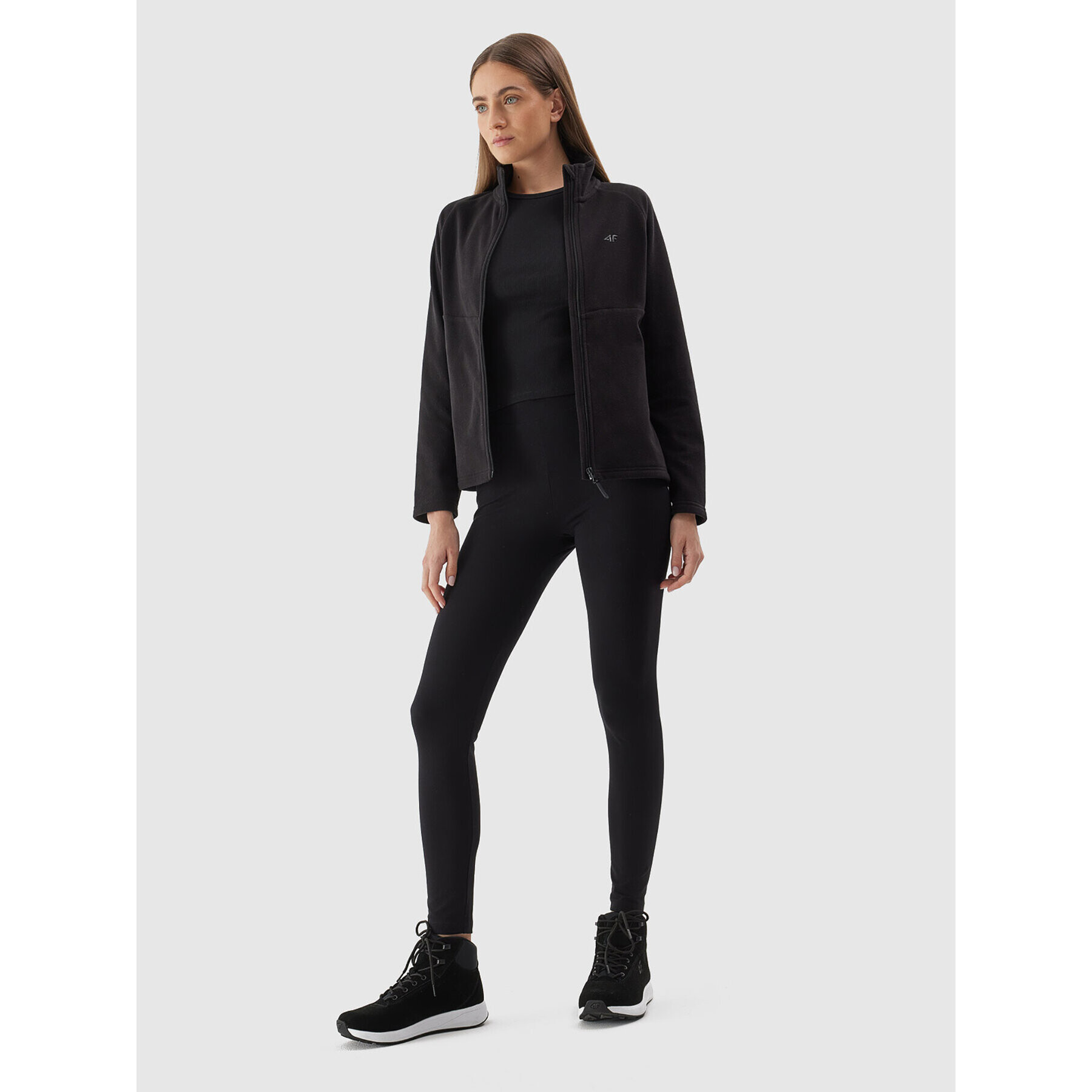 4F Полар AW23TFLEF146 Черен Regular Fit - Pepit.bg
