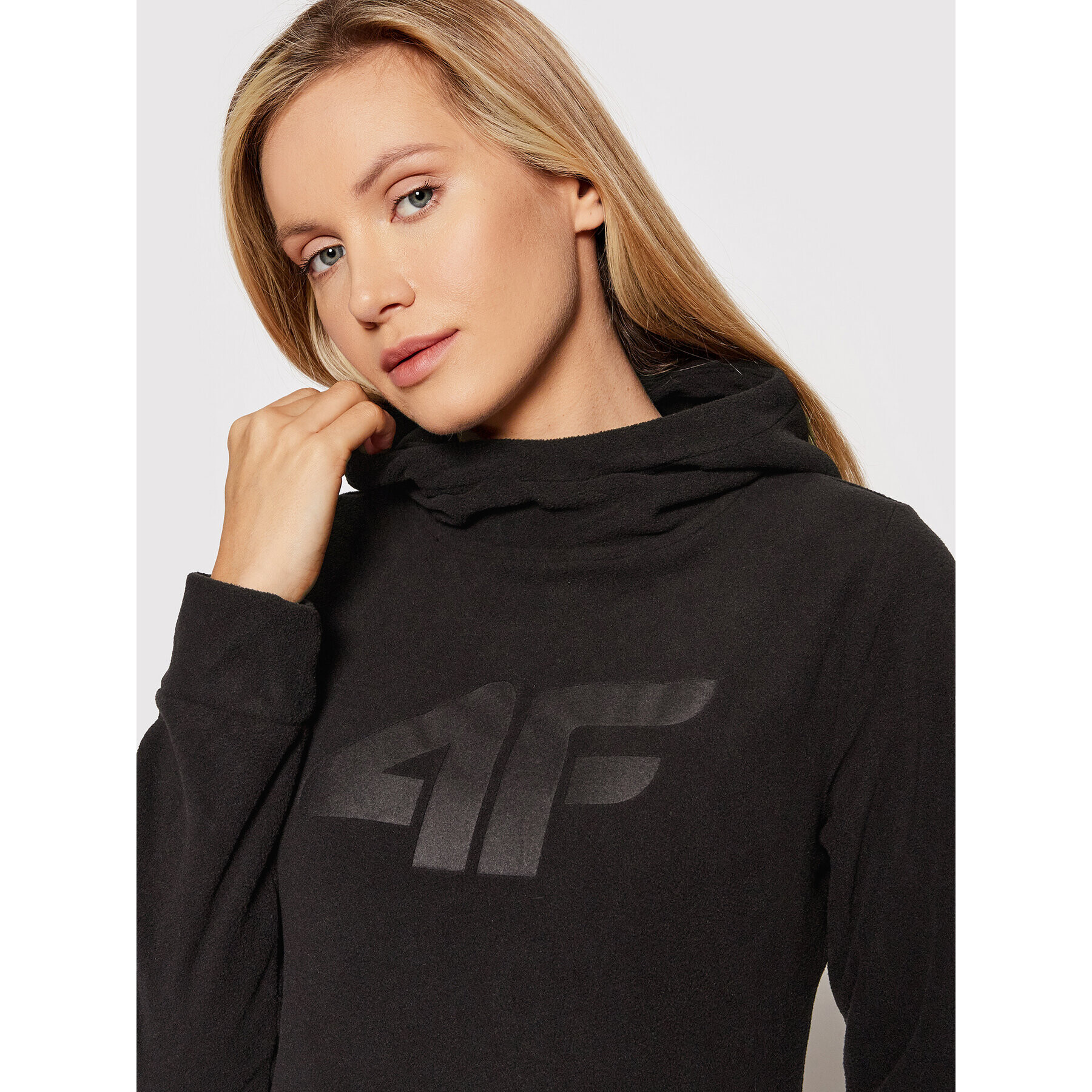4F Полар NOSH4-PLD352 Черен Regular Fit - Pepit.bg