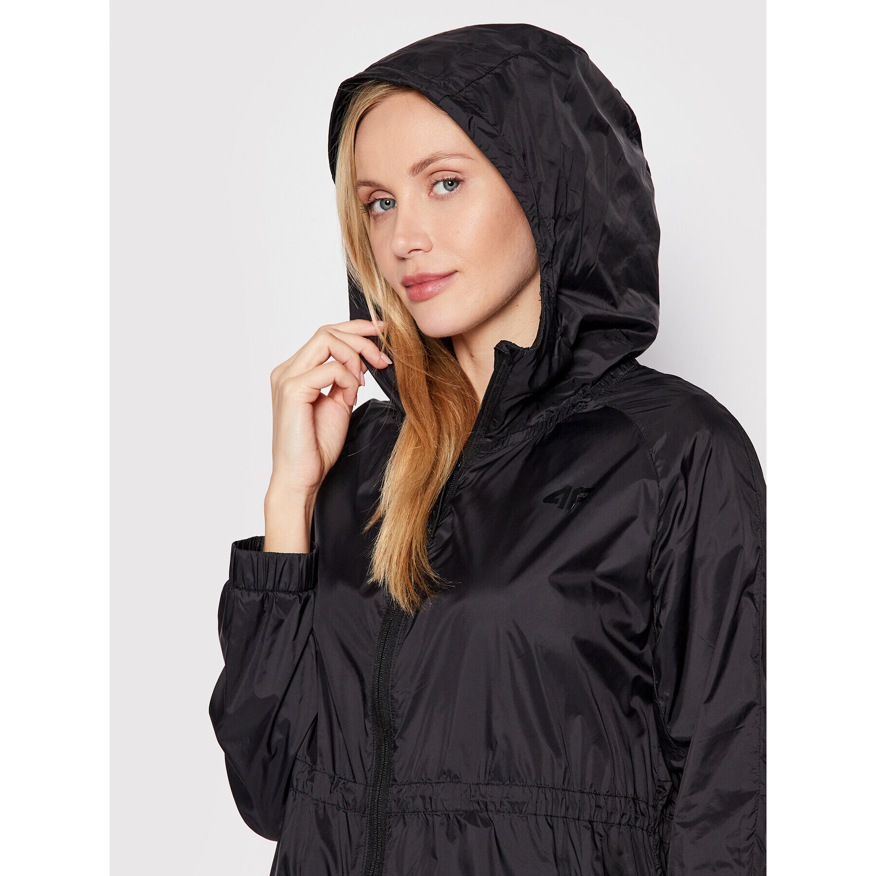 4F Преходно яке H4L22-KUDC003 Черен Regular Fit - Pepit.bg
