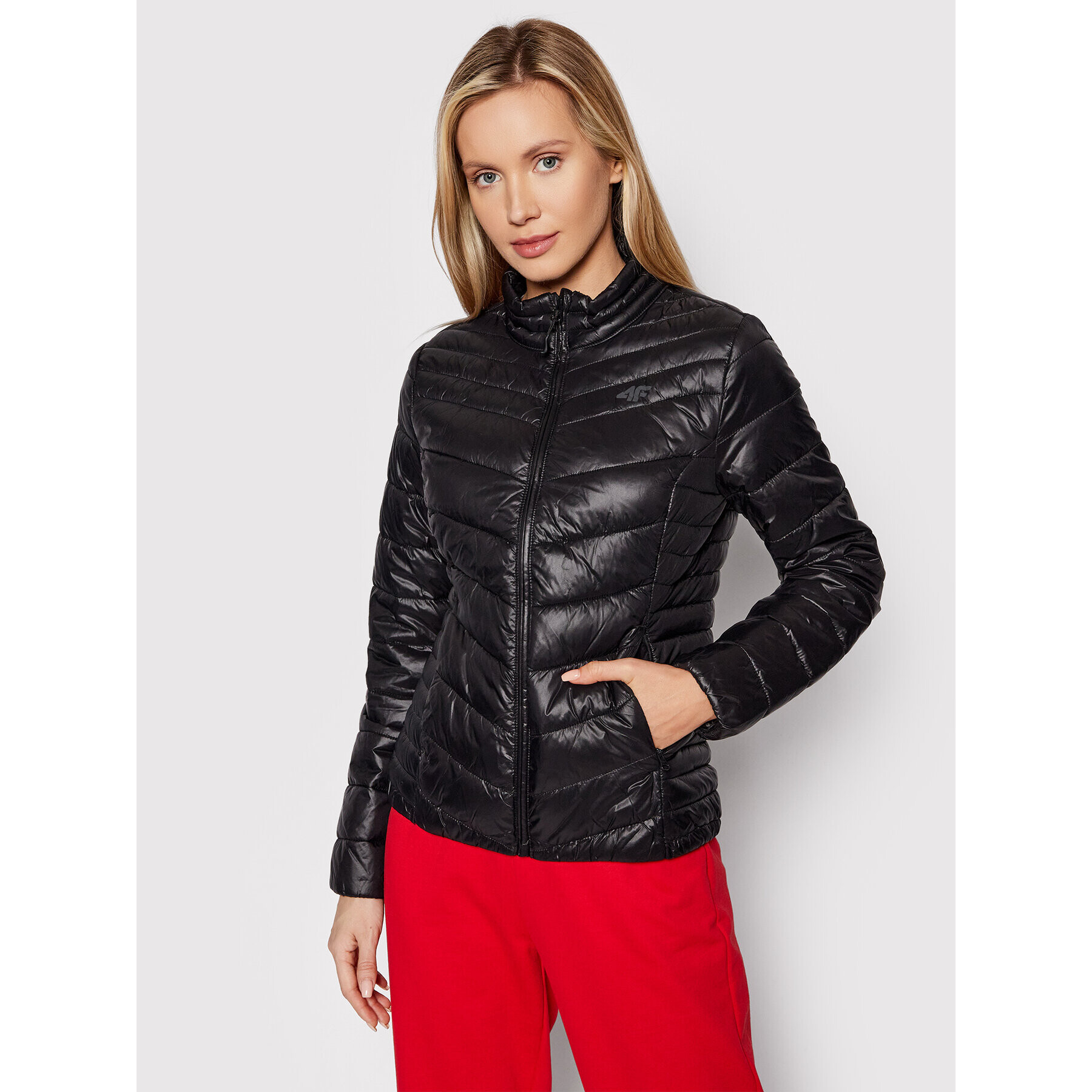 4F Пухено яке H4Z21-KUDP002 Черен Slim Fit - Pepit.bg