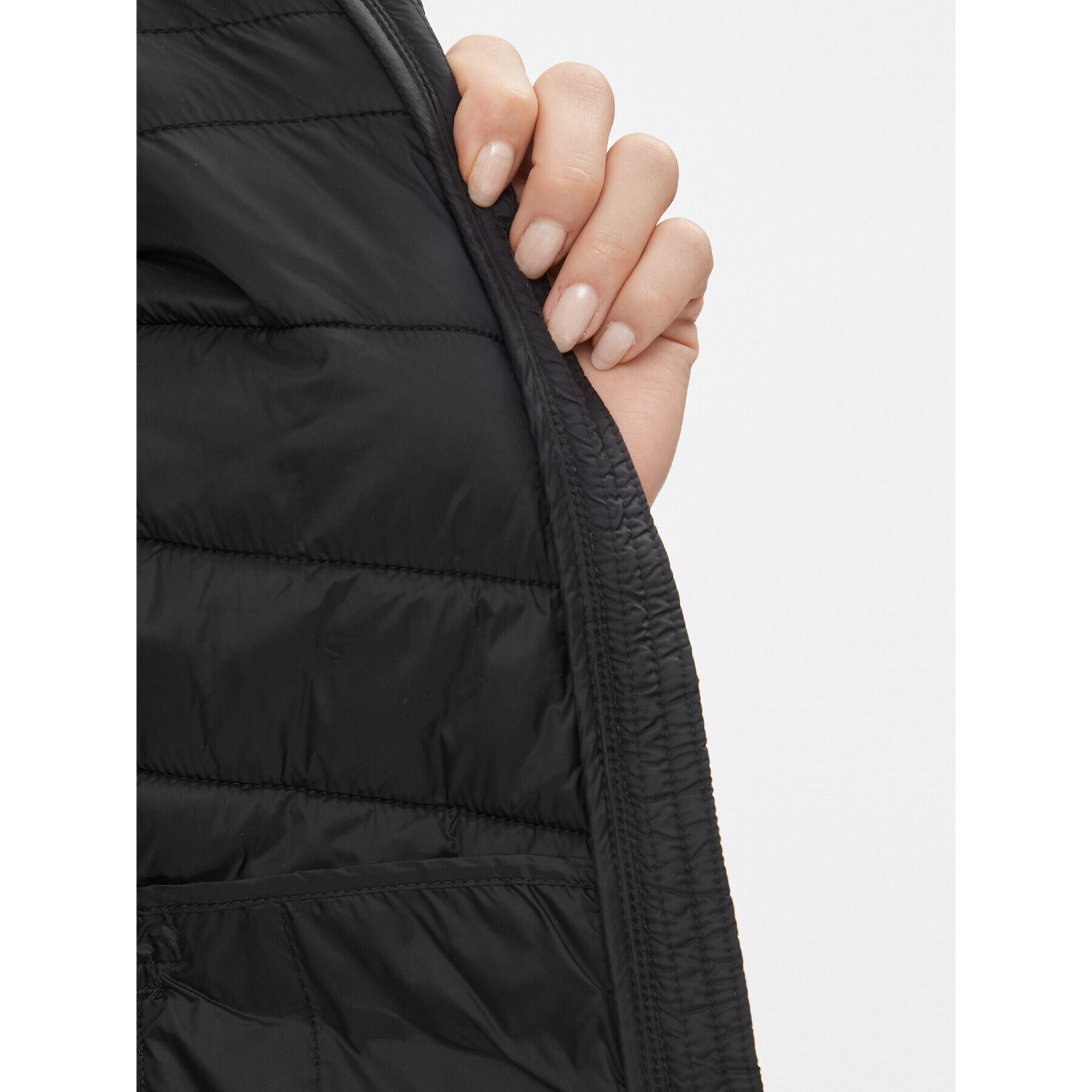 4F Пухено яке AW23TDJAF225 Черен Slim Fit - Pepit.bg