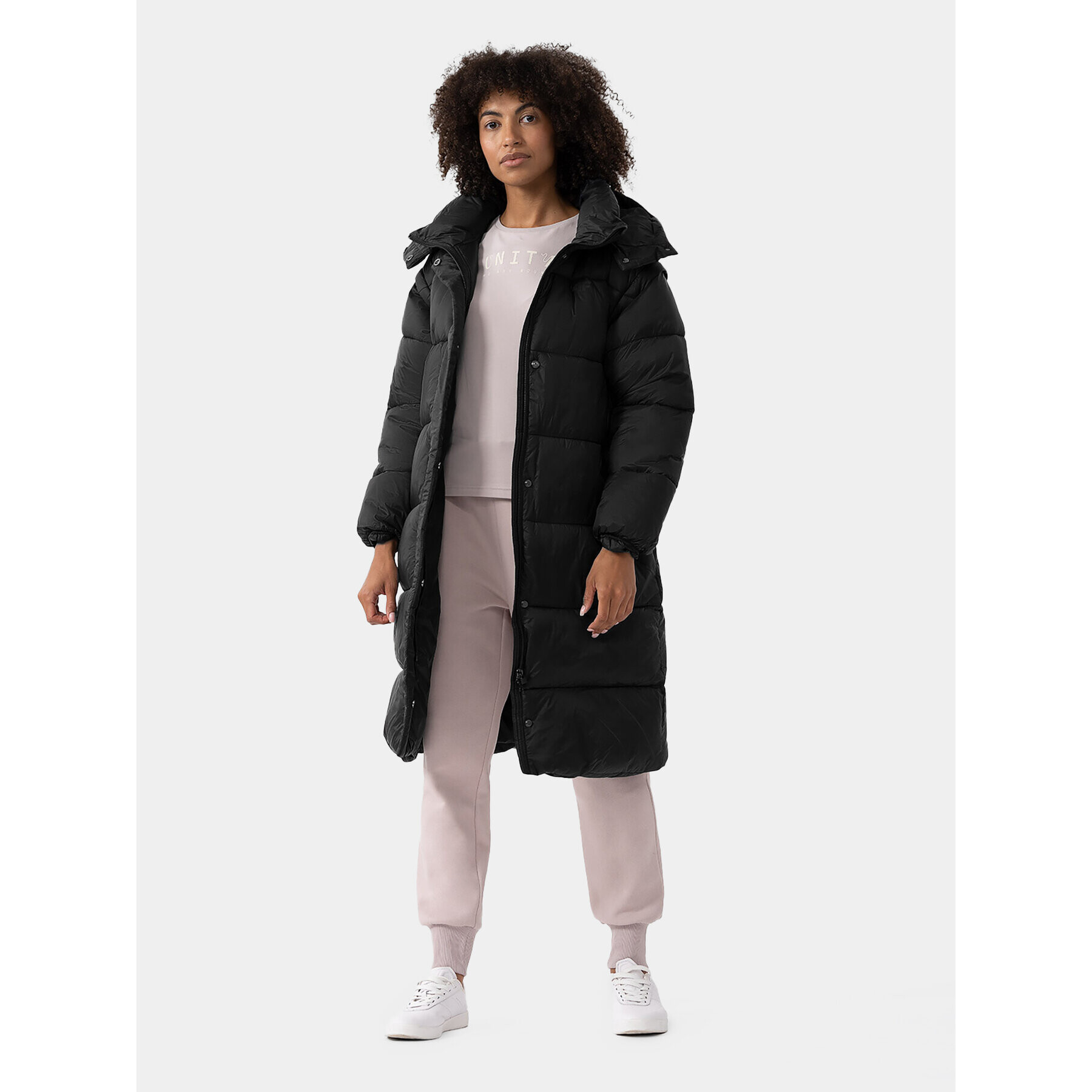 4F Пухено яке AW23TDJAF238 Черен Regular Fit - Pepit.bg