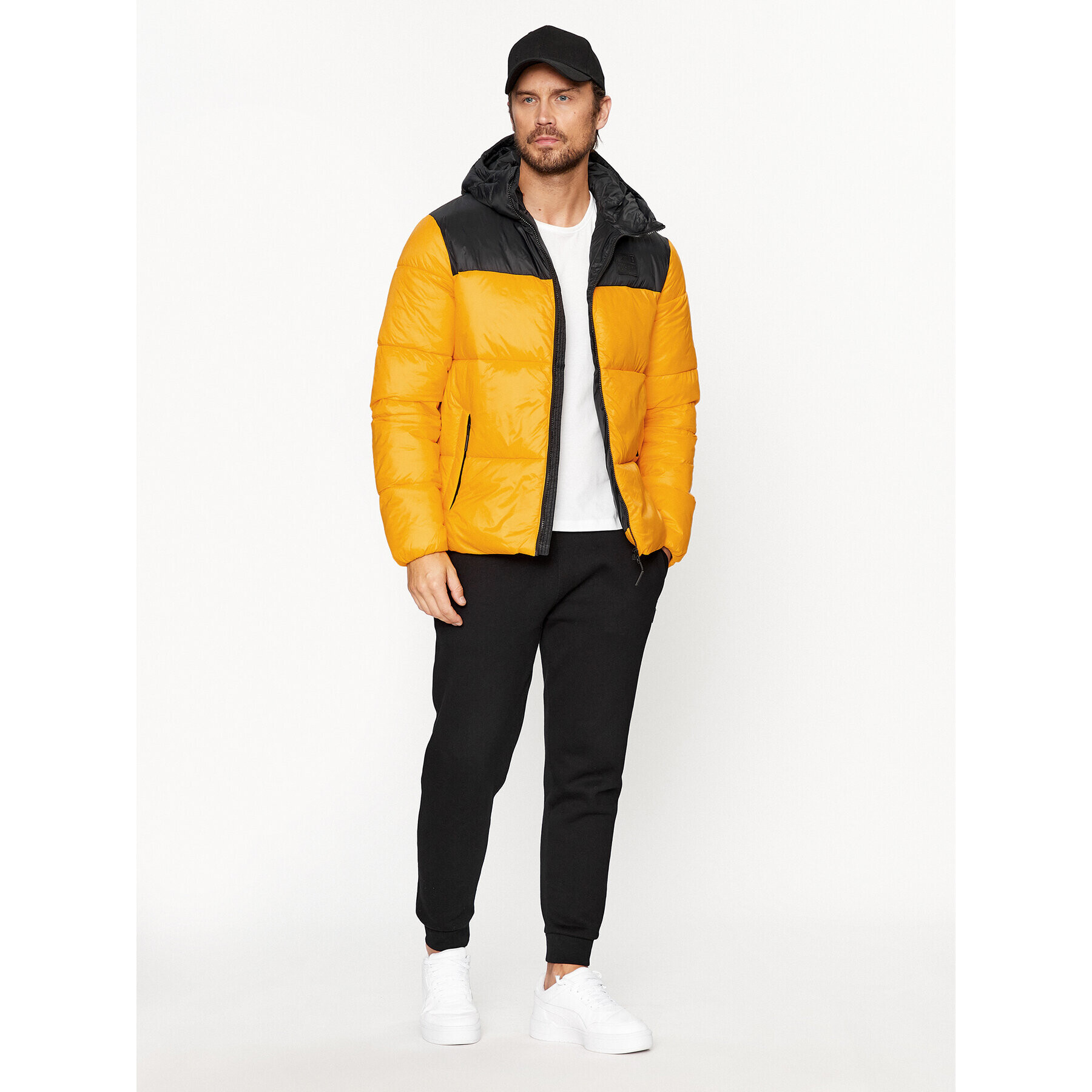 4F Пухено яке AW23TDJAM243 Оранжев Regular Fit - Pepit.bg