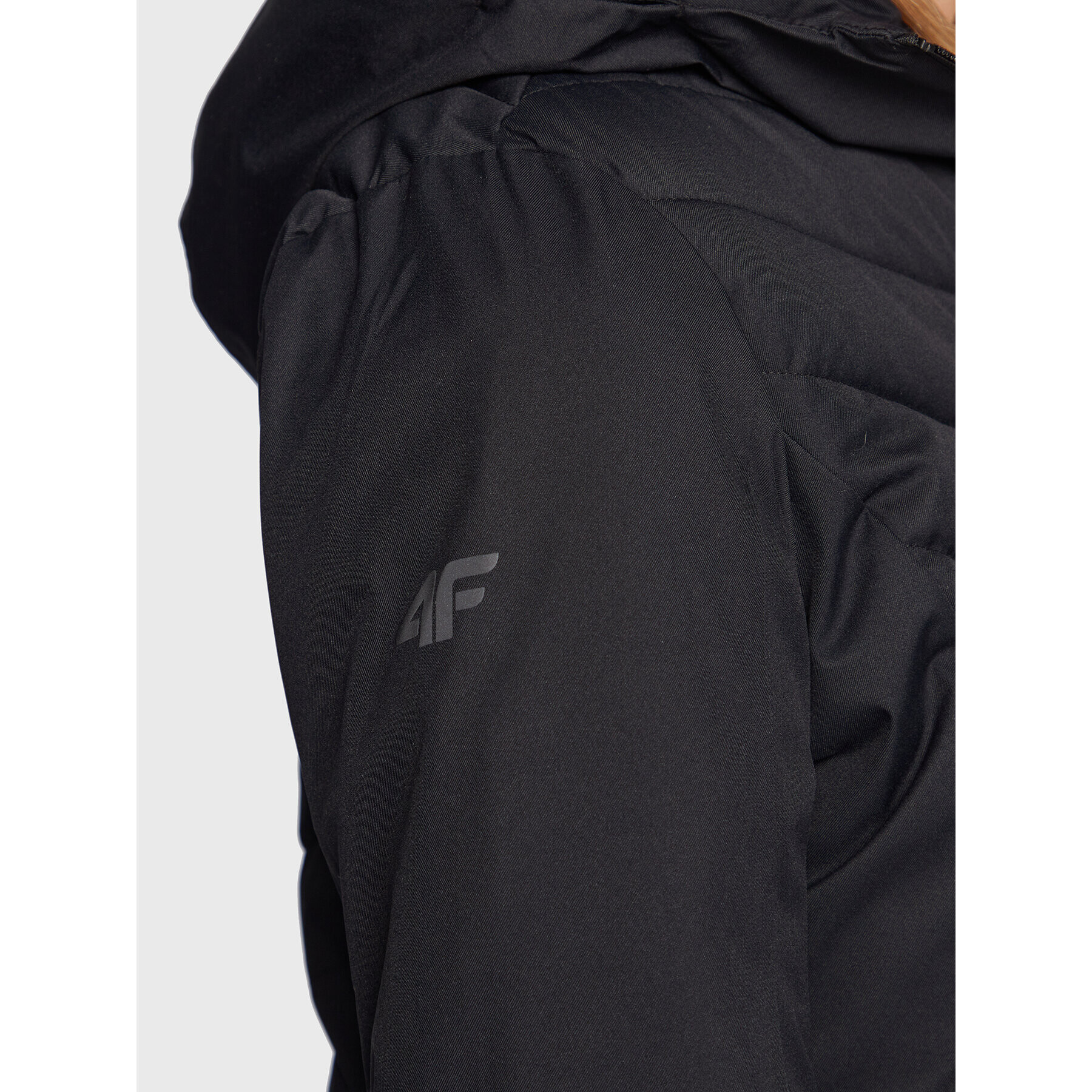 4F Скиорско яке H4Z22-KUDN003 Черен Regular Fit - Pepit.bg