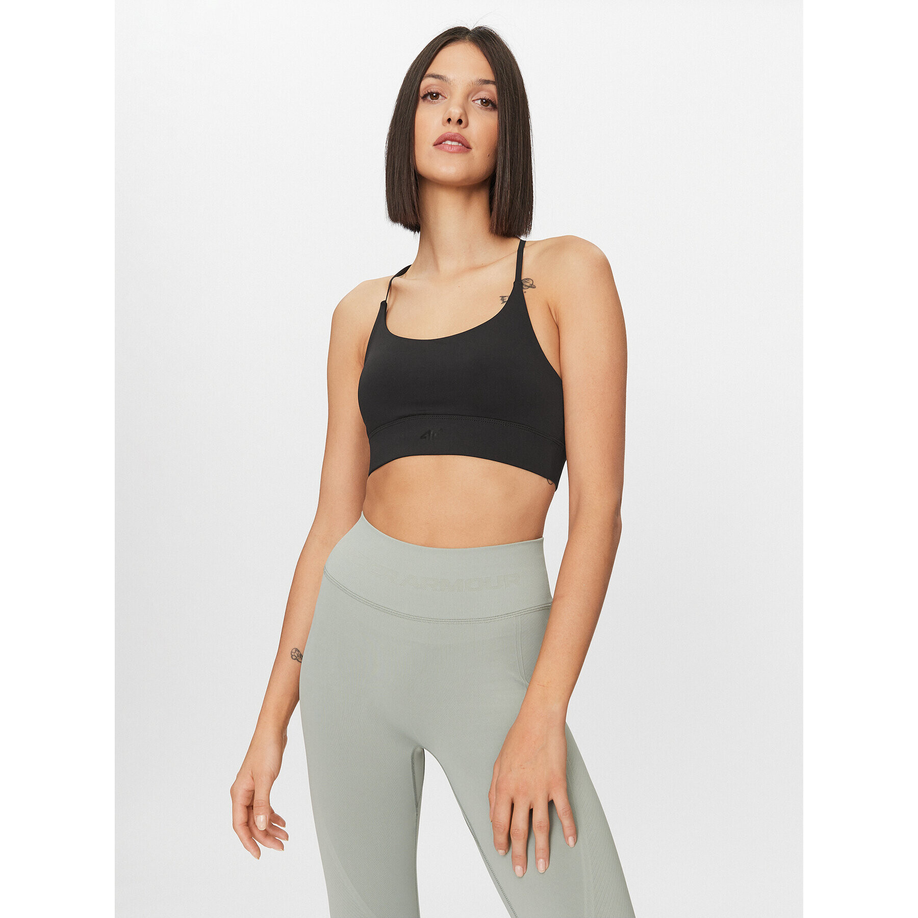 4F Спортен сутиен AW23USBAF079 Черен - Pepit.bg
