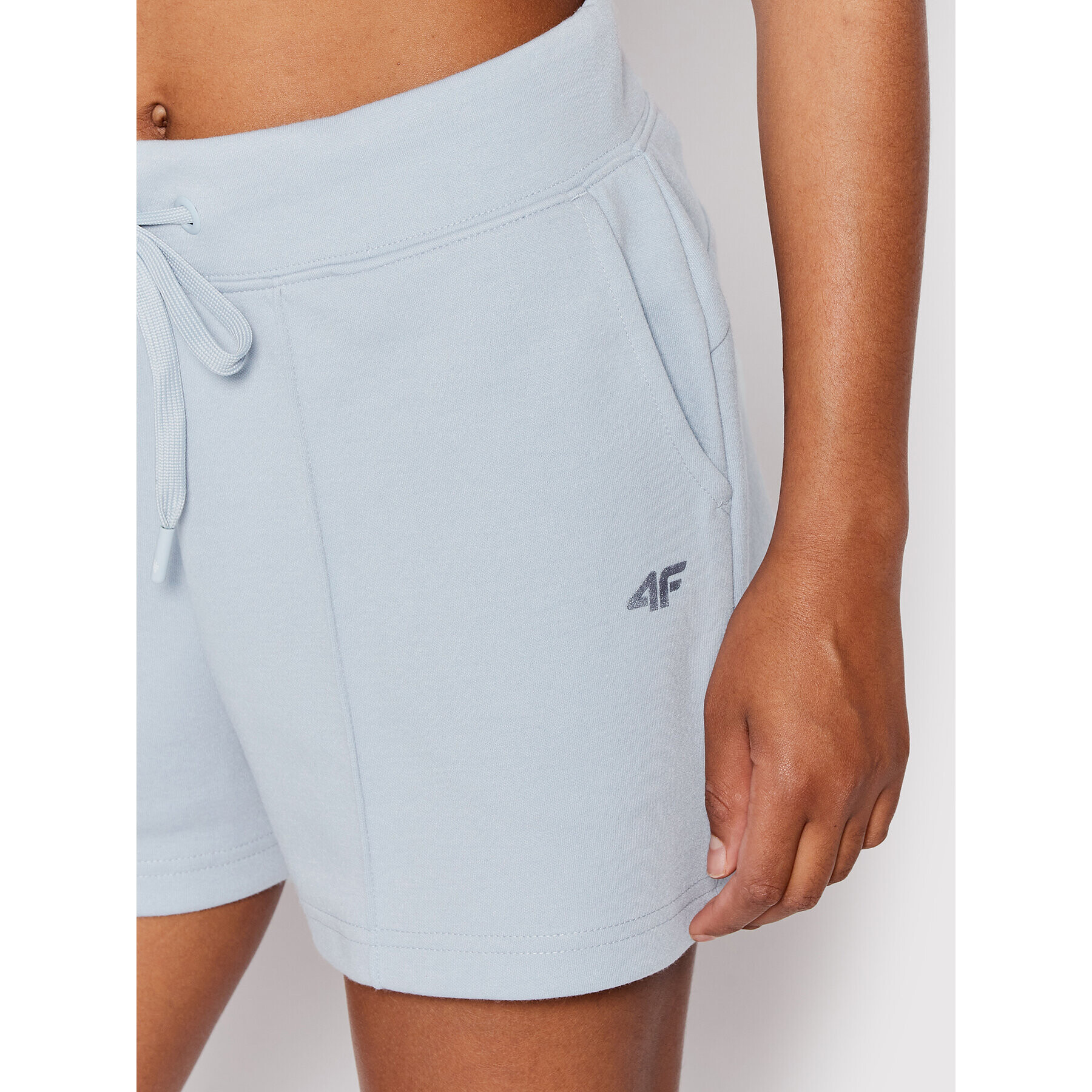4F Спортни шорти H4L22-SKDD017 Син Regular Fit - Pepit.bg