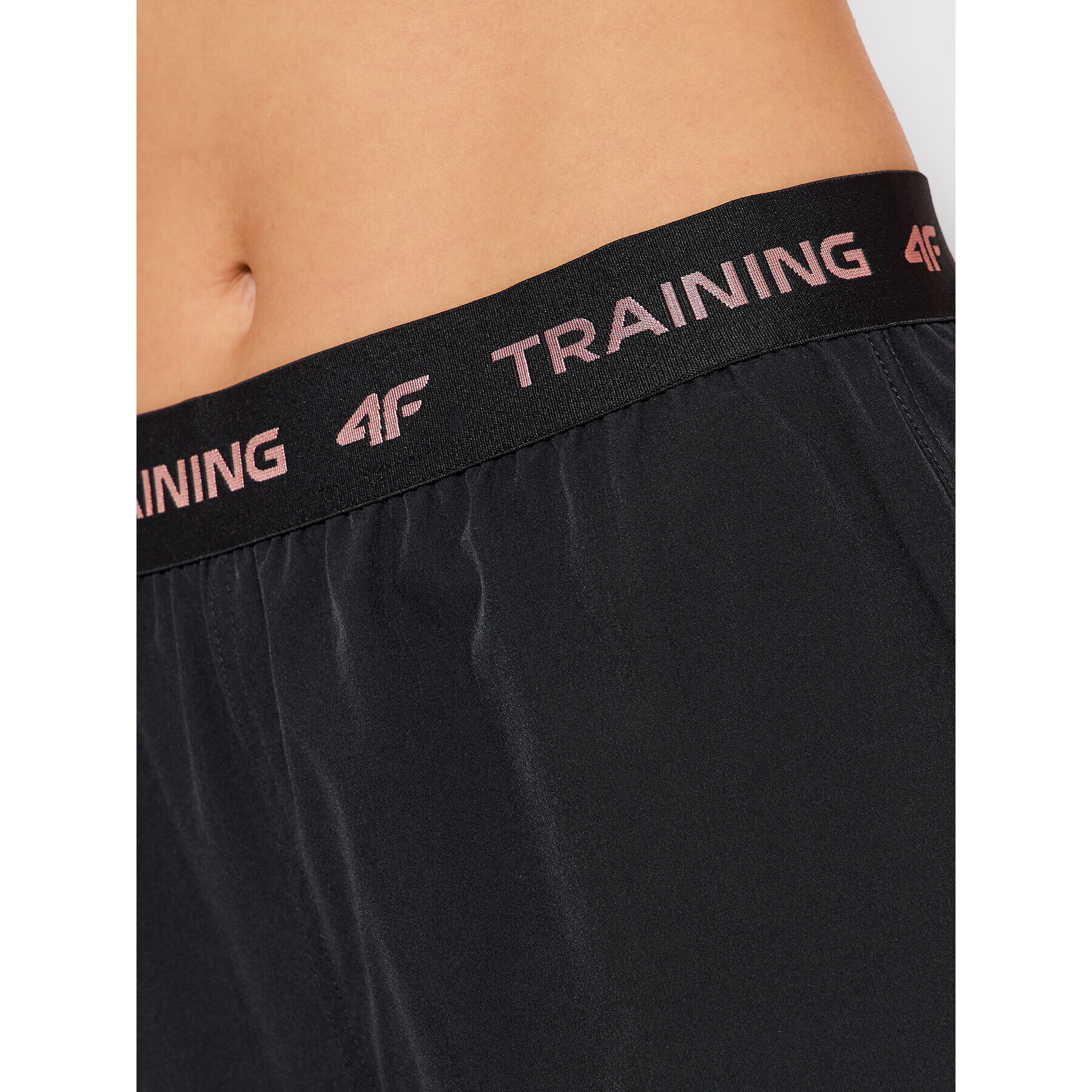 4F Спортни шорти H4Z21-SKDF014 Черен Regular Fit - Pepit.bg