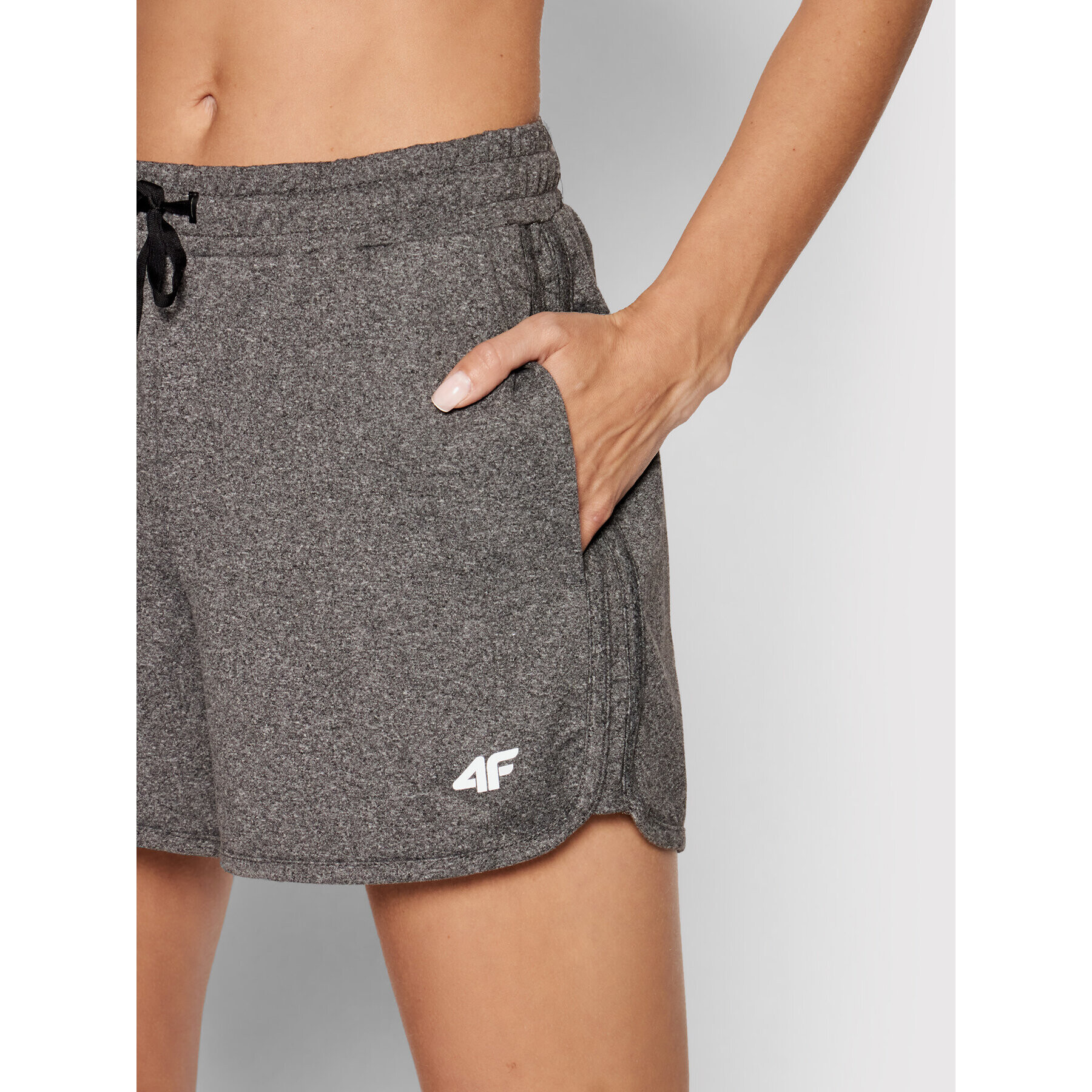 4F Спортни шорти NOSH4-SKDF001 Сив Regular Fit - Pepit.bg