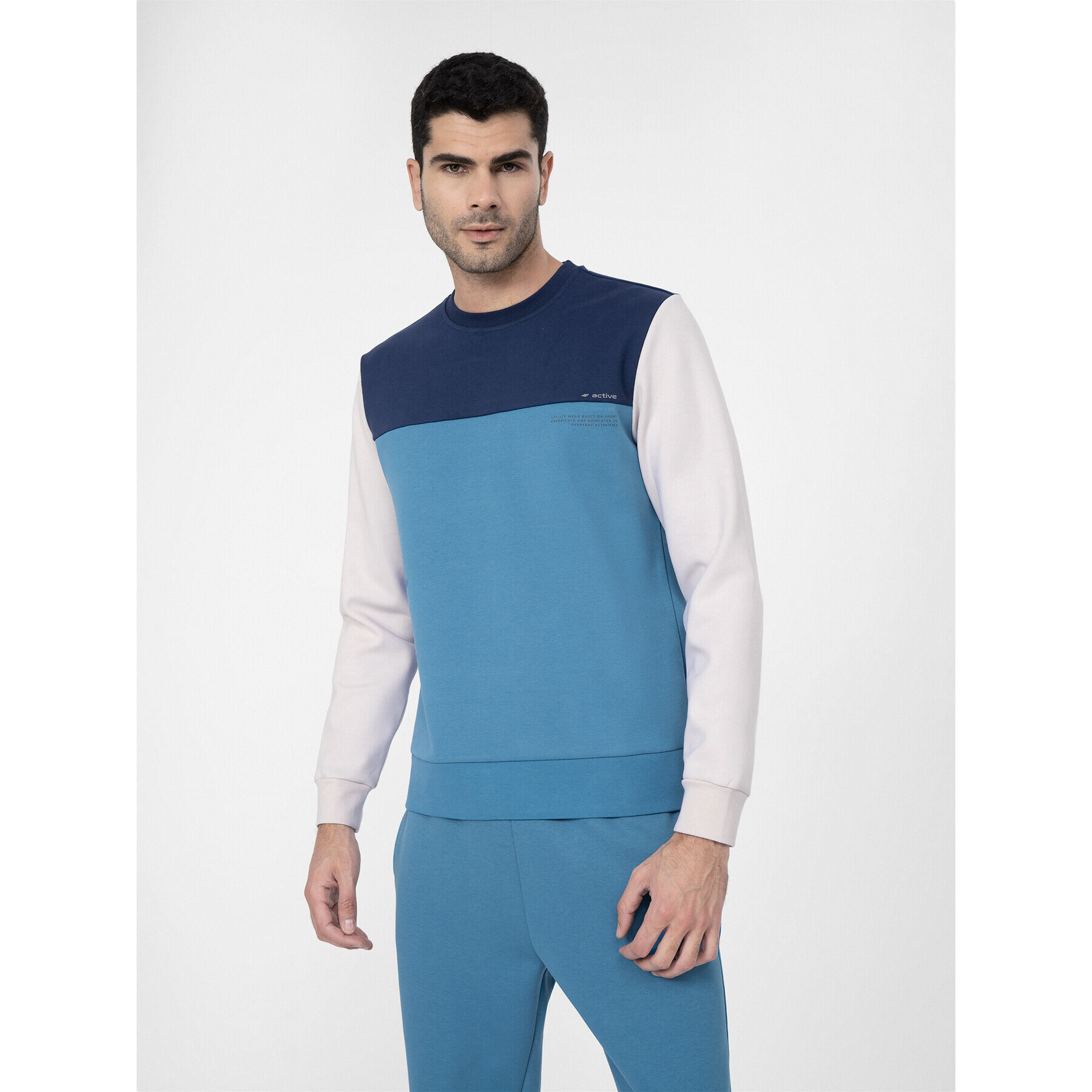 4F Суитшърт SS23TSWSM226 Син Regular Fit - Pepit.bg