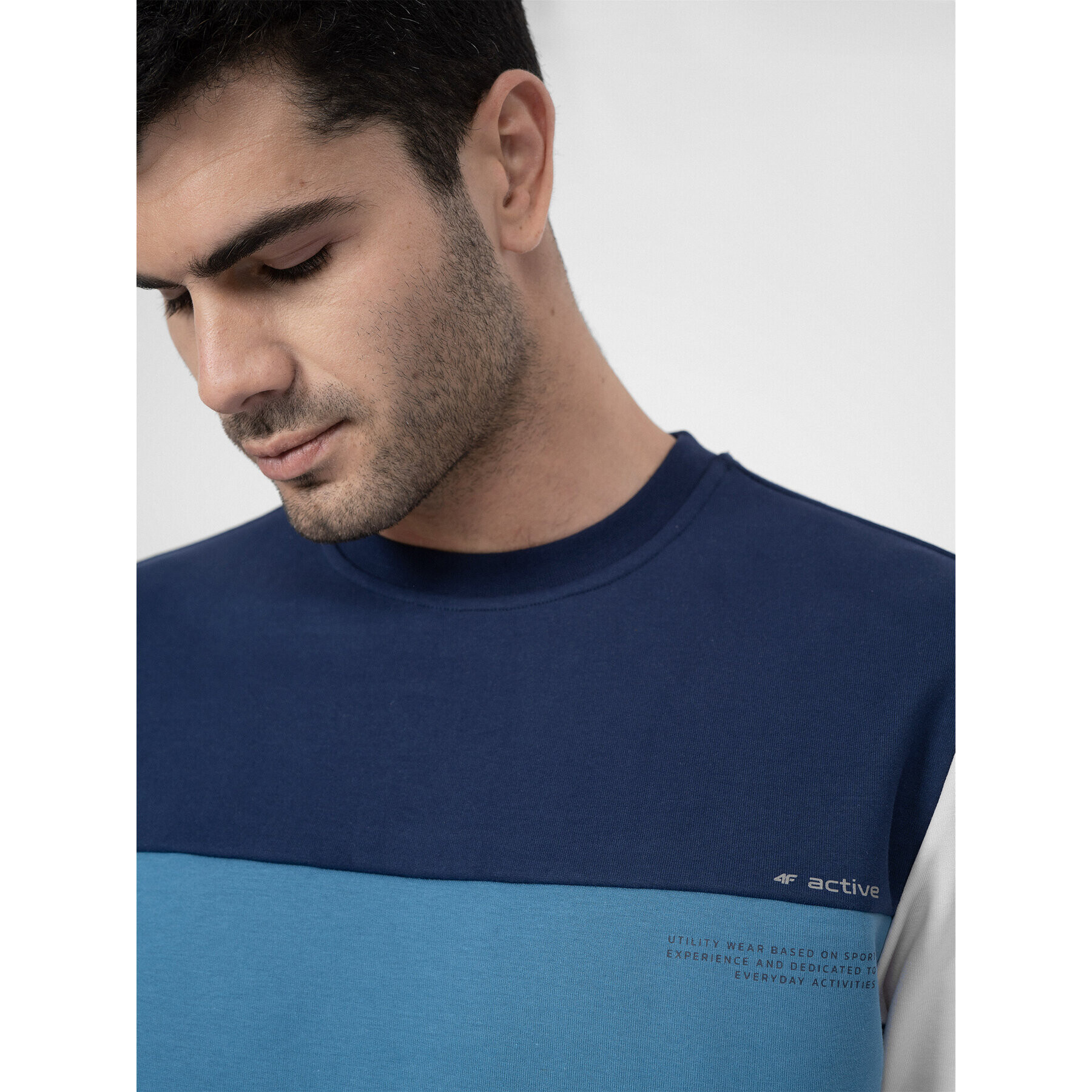 4F Суитшърт SS23TSWSM226 Син Regular Fit - Pepit.bg