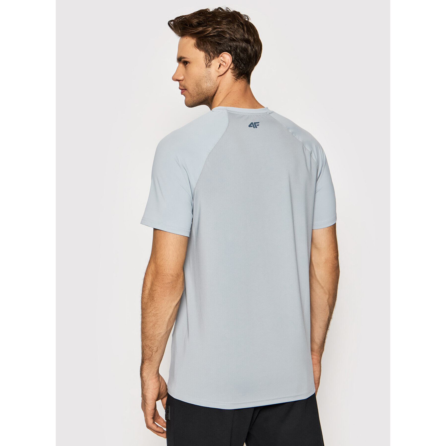 4F Тениска от техническо трико H4Z21-TSMF011 Сив Regular Fit - Pepit.bg