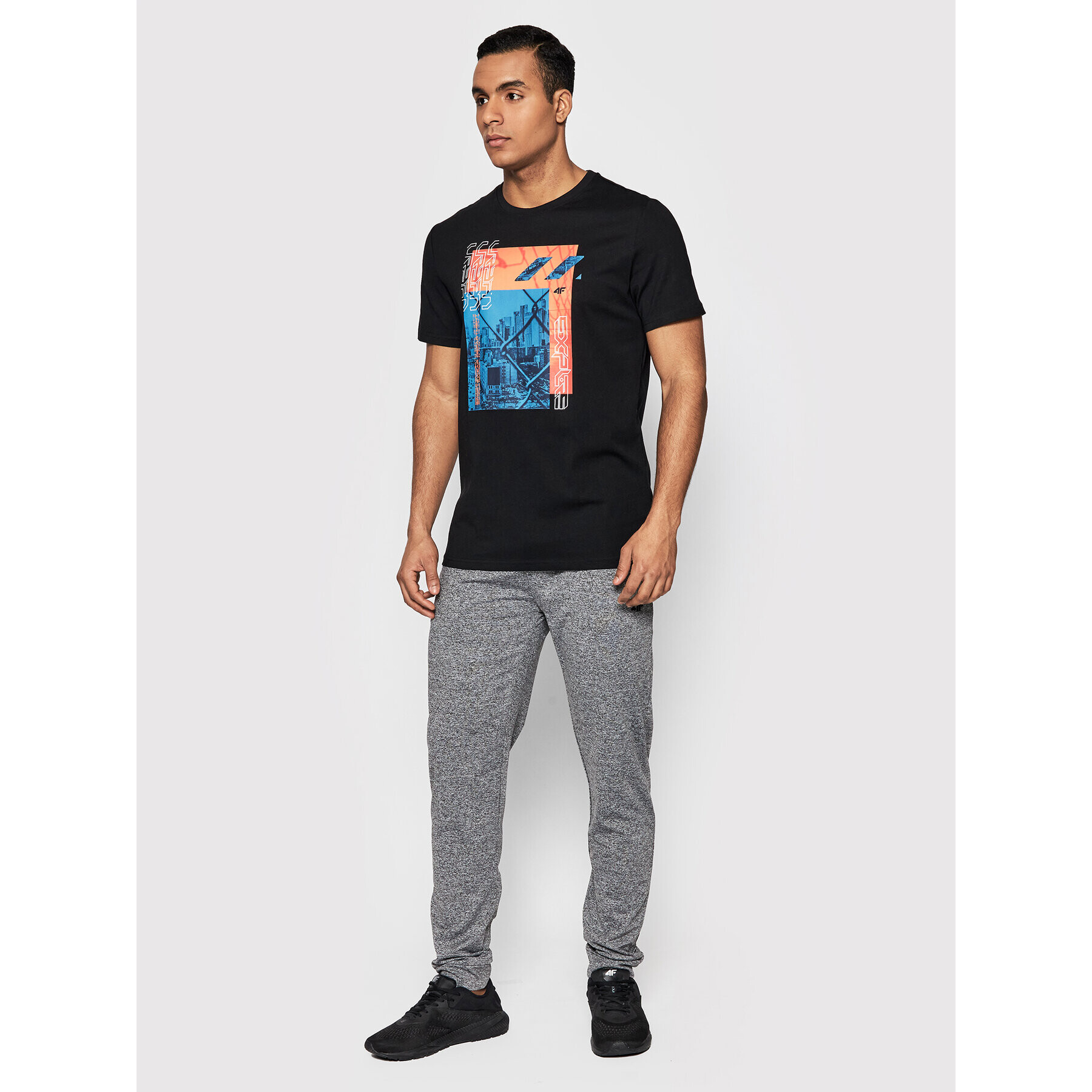 4F Тишърт H4L22-TSM012 Черен Regular Fit - Pepit.bg