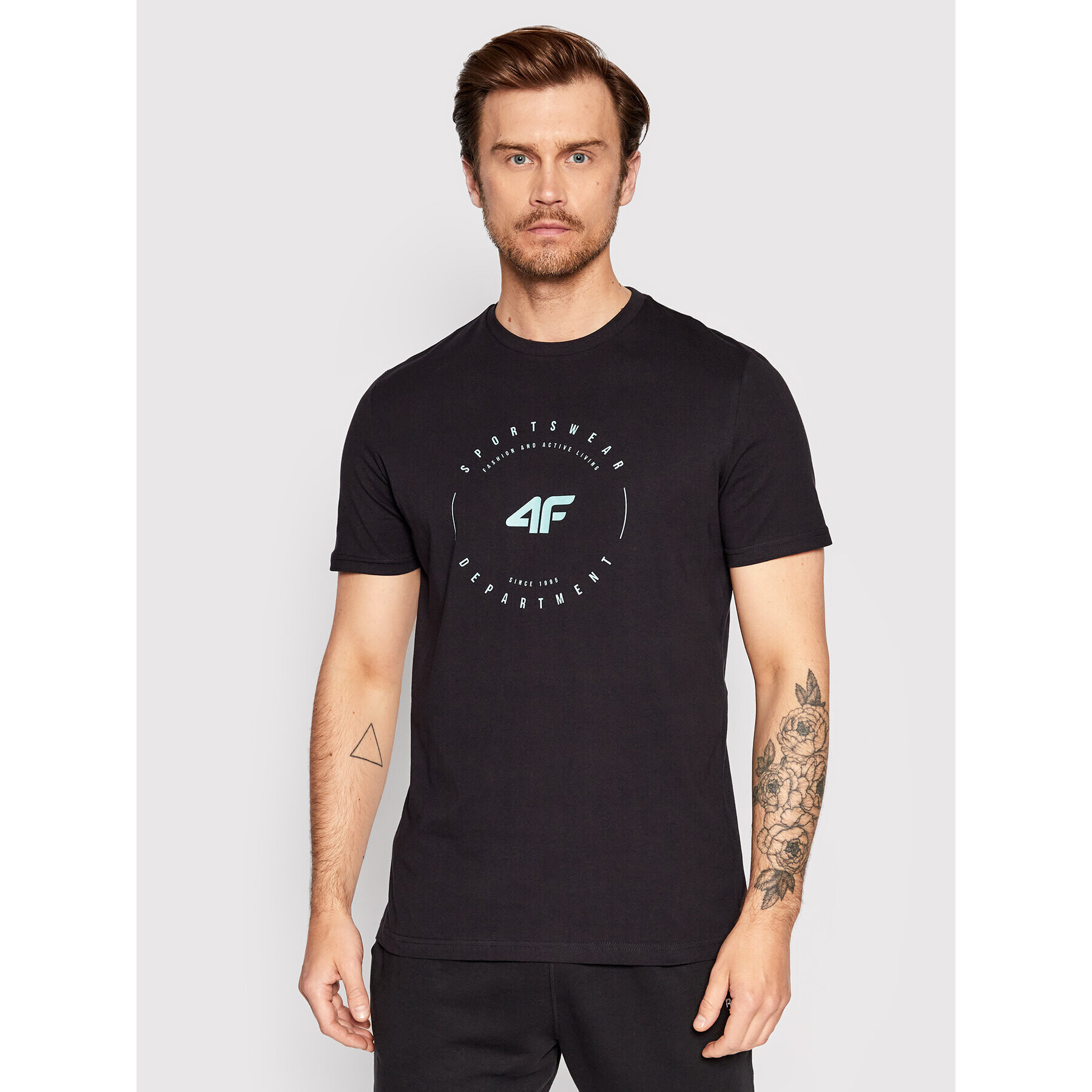 4F Тишърт H4L22-TSM029 Черен Regular Fit - Pepit.bg