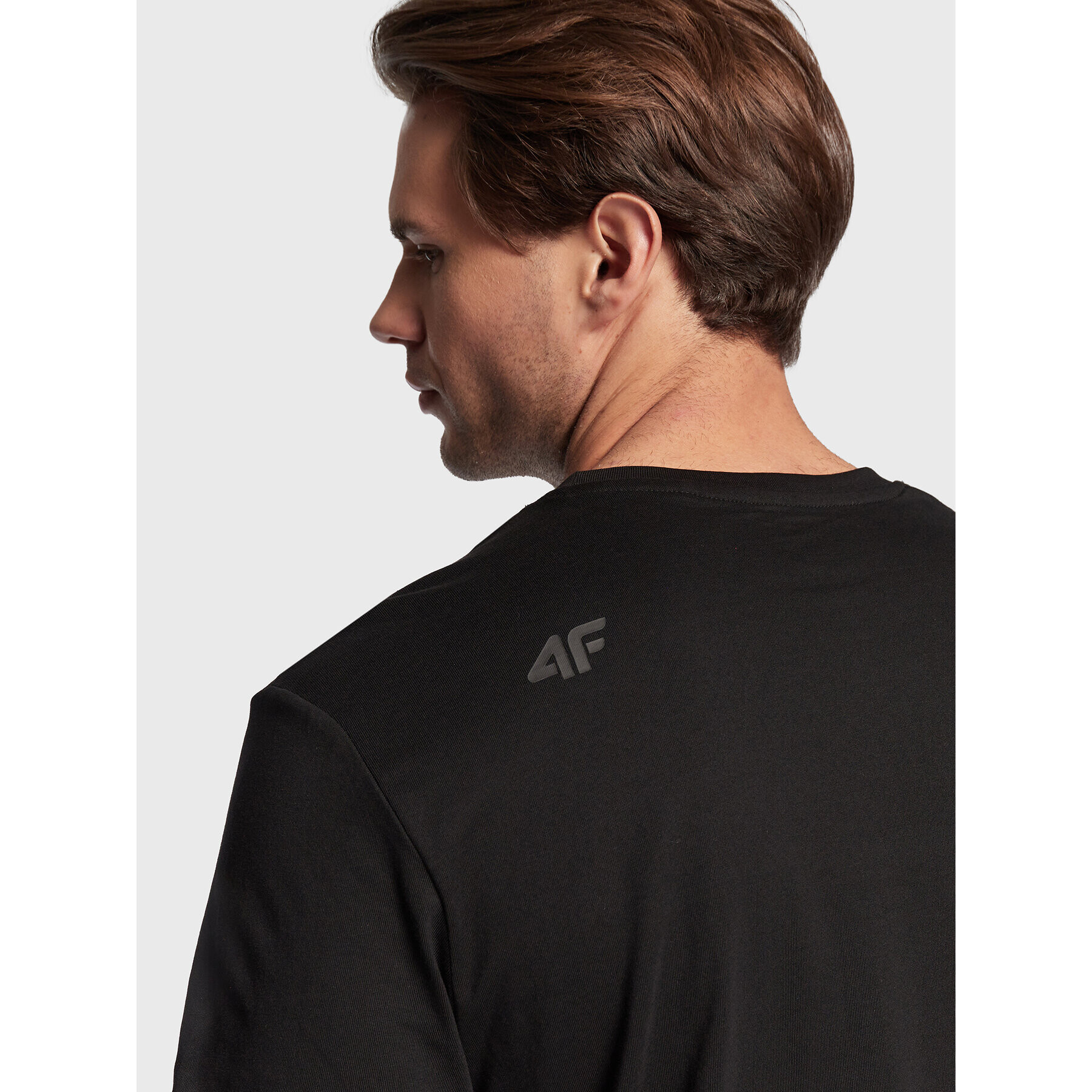 4F Тишърт H4Z22-TSM353 Черен Regular Fit - Pepit.bg