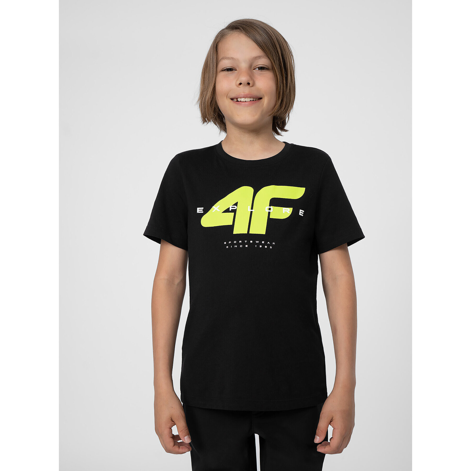 4F Тишърт JSS23TTSHM290 Черен Regular Fit - Pepit.bg