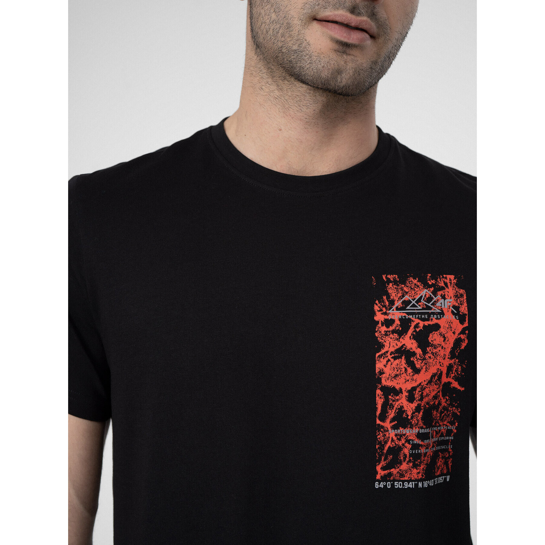 4F Тишърт SS23TTSHM487 Черен Regular Fit - Pepit.bg