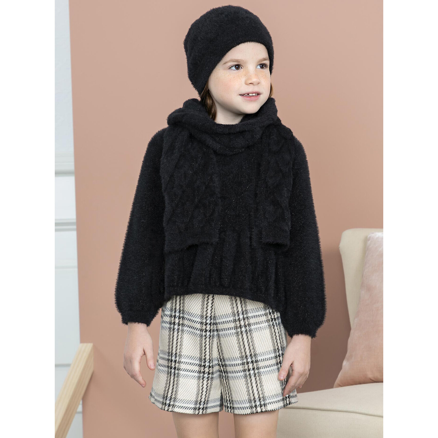 Abel & Lula Шорти от плат 5.761 Екрю Regular Fit - Pepit.bg